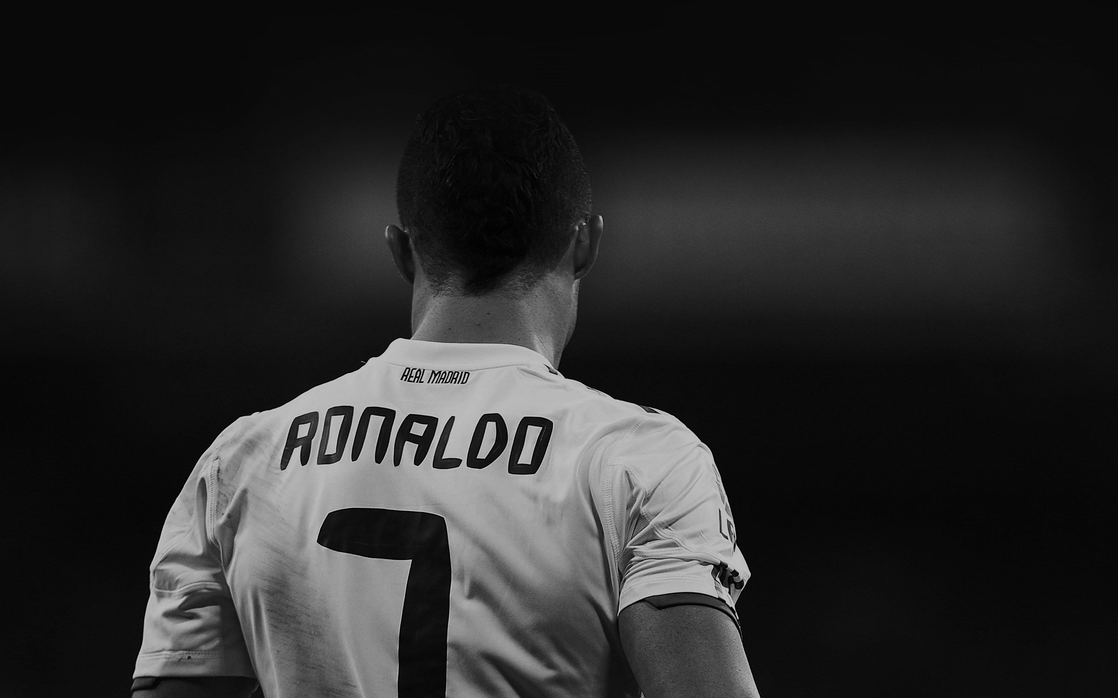 Ronaldo maglia Real Madrid bianco nero, Cristiano Ronaldo, 3840x2400 4K Ultra HD, Monitor 4K