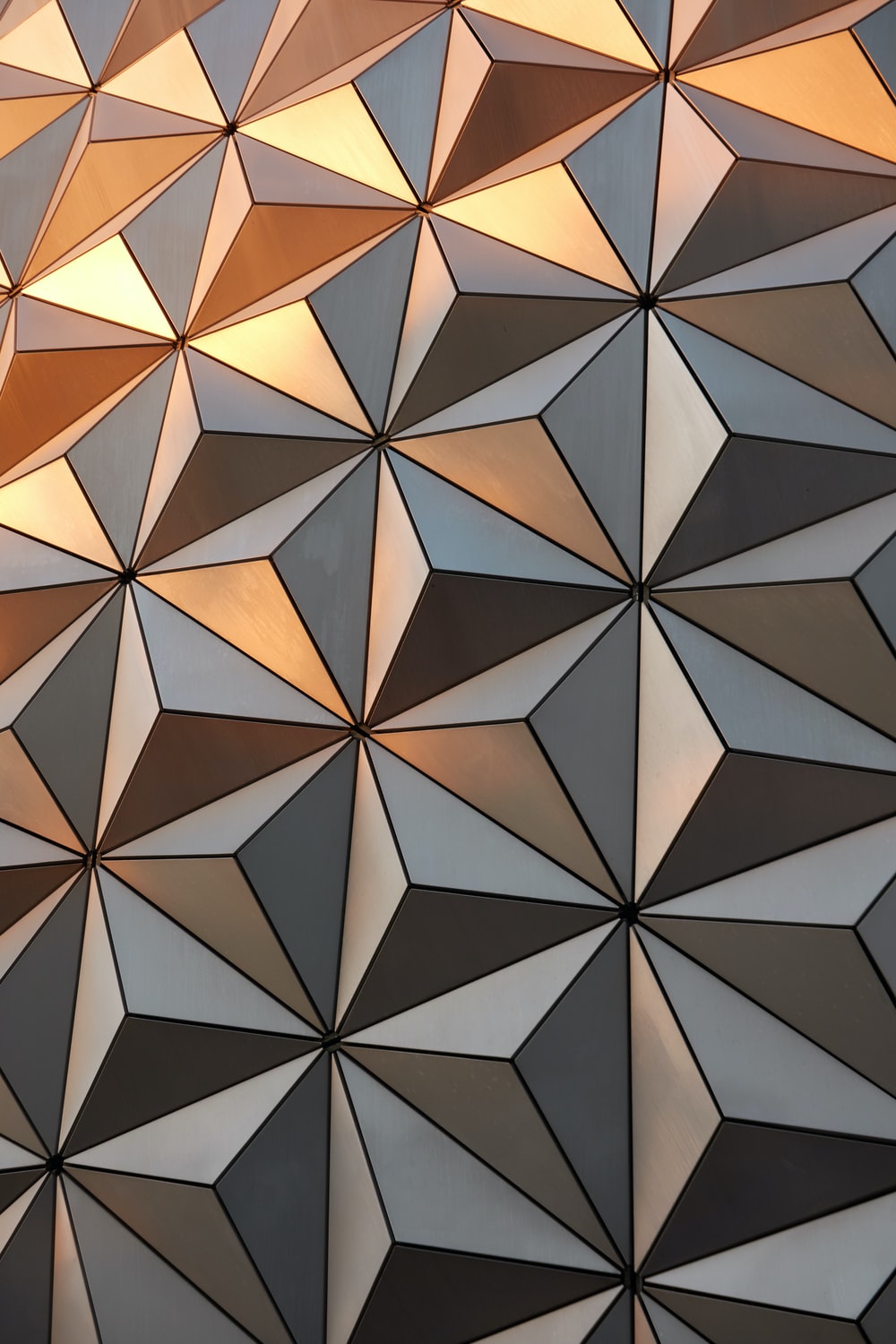 parete geometrica triangoli metallo, 1000x1500 Verticale, Telefono