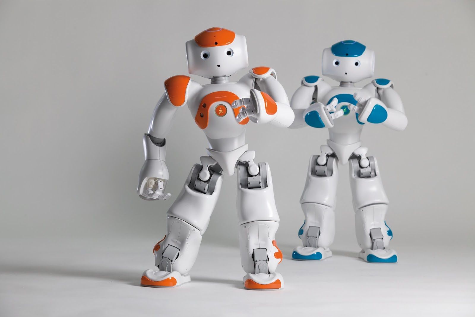 Robot umanoide con cervello olografico, 1920x1080 Full HD 1080p, Laptop