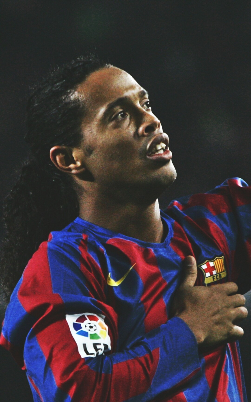 Ronaldinho maglia Barcellona, 800x1280 Full HD Verticale, Realme