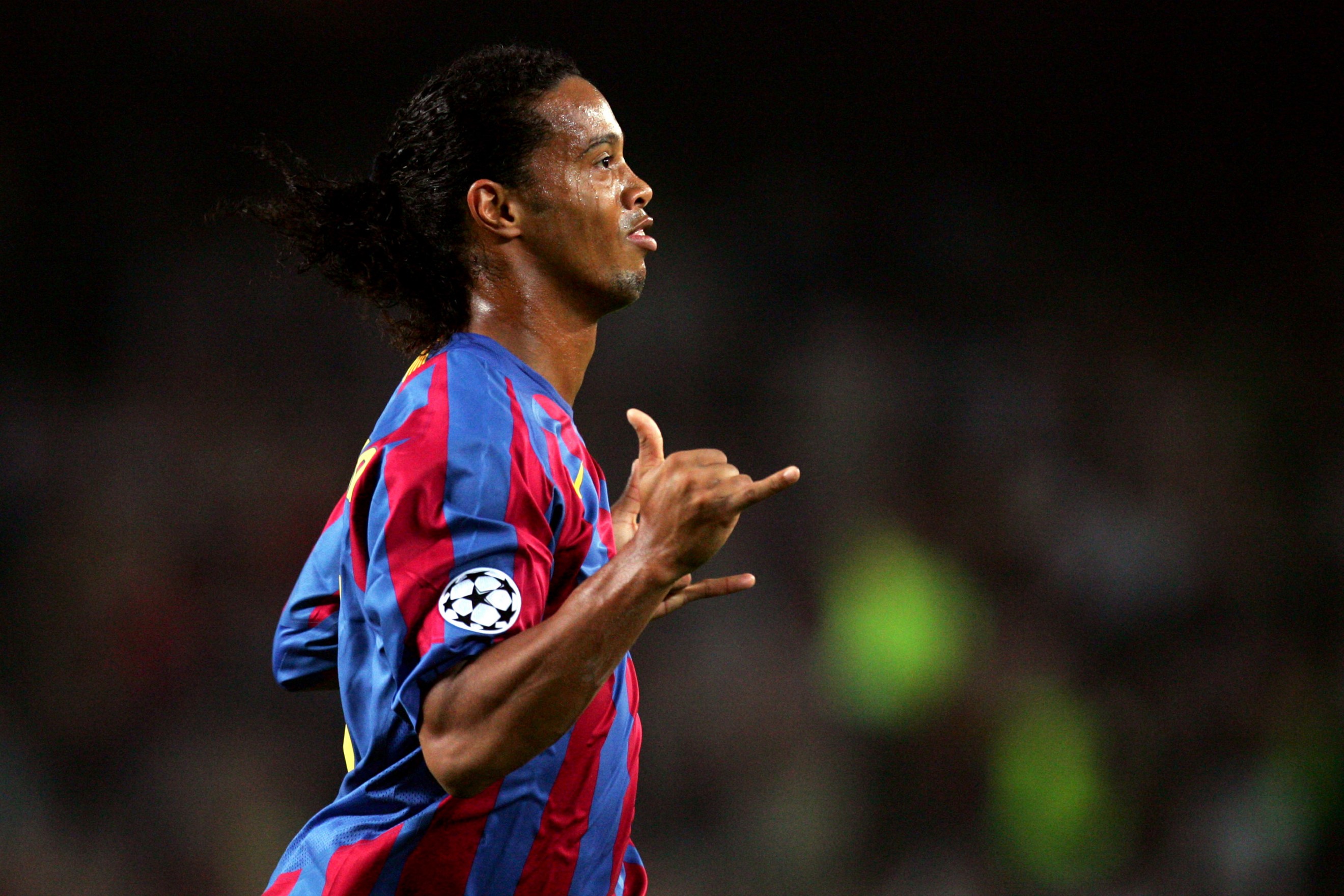 Ronaldinho maglia Barcelona, Liga, 2640x1760 2K+, Desktop