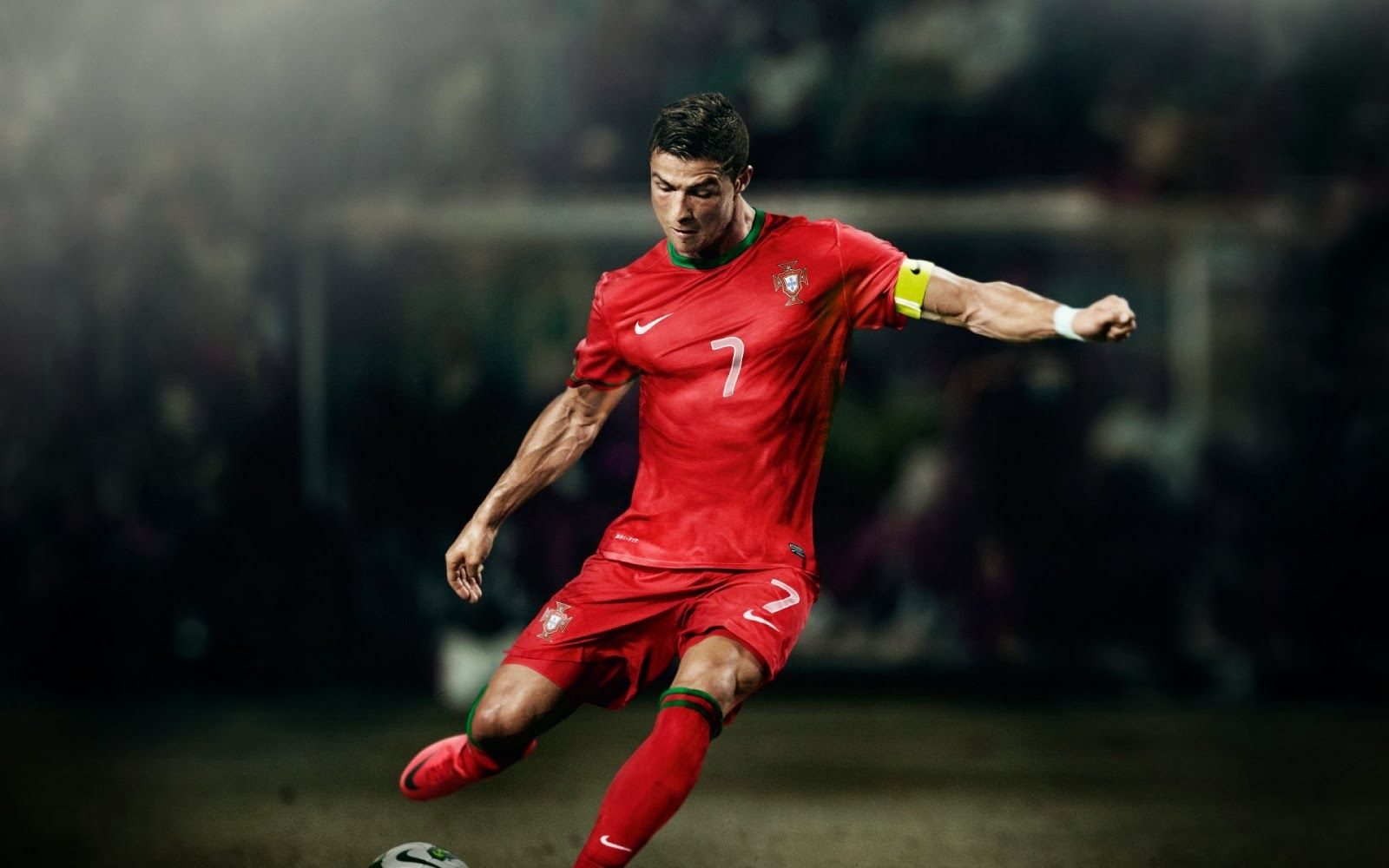 Ronaldo maglia rossa Portogallo, CR7, 1600x1000 HD, Laptop