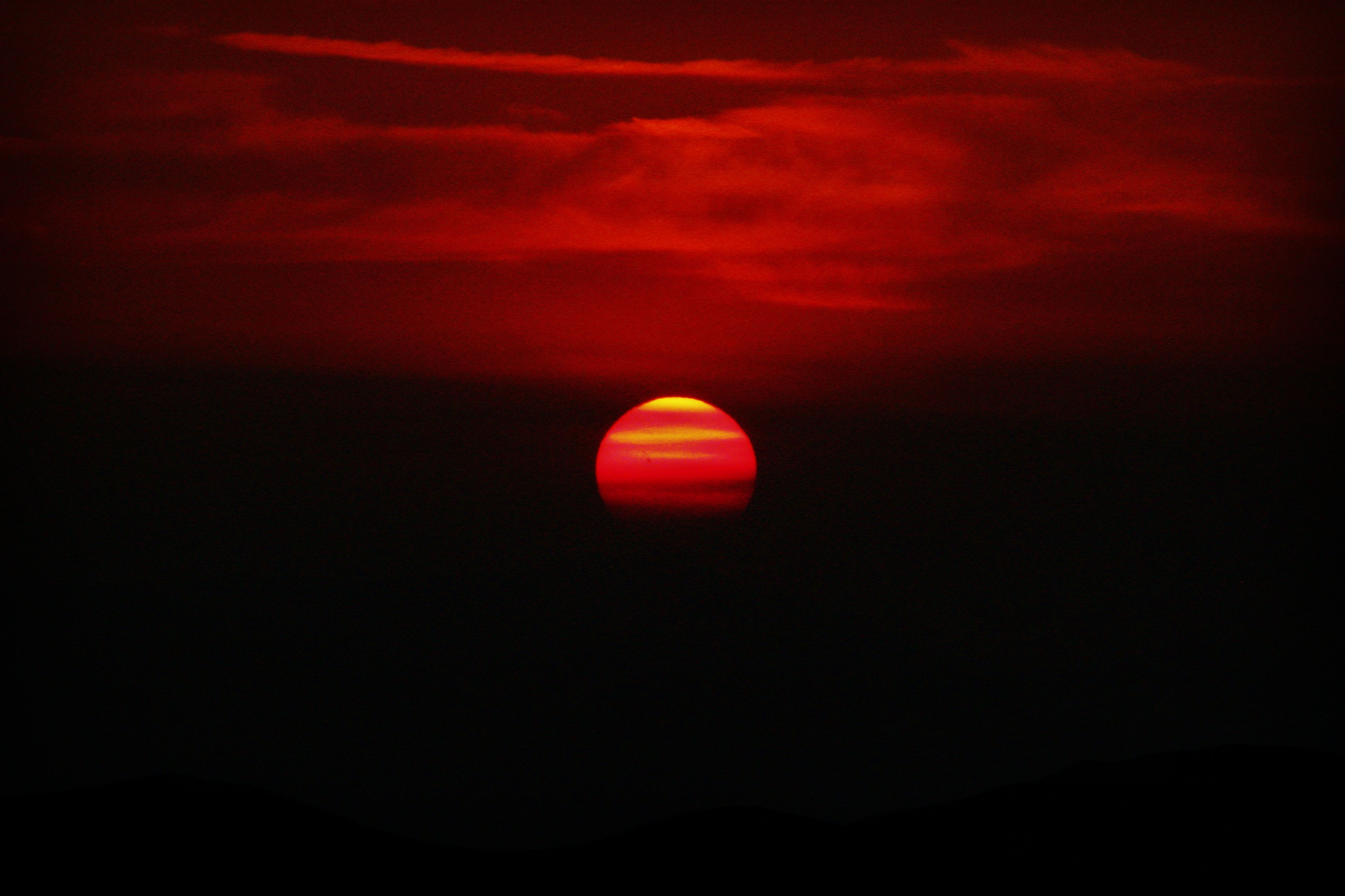 Tramonto rosso intenso, 5184x3456 4K, Desktop 4K