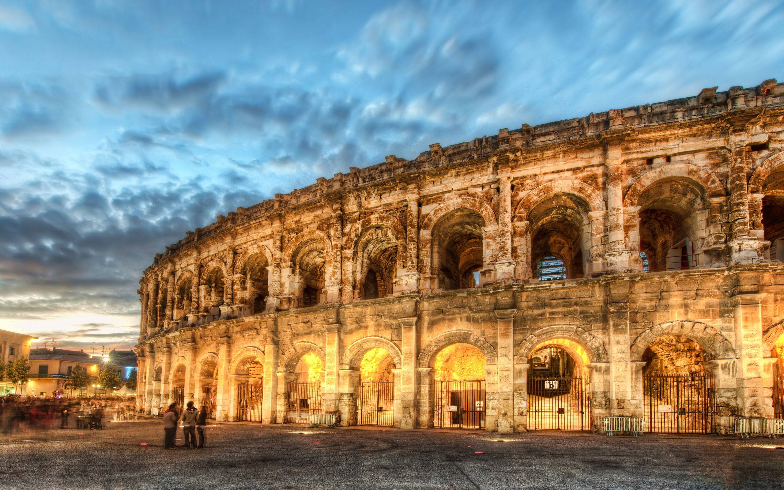 Anfiteatro romano illuminato al tramonto, 2560x1600 WQXGA, Laptop