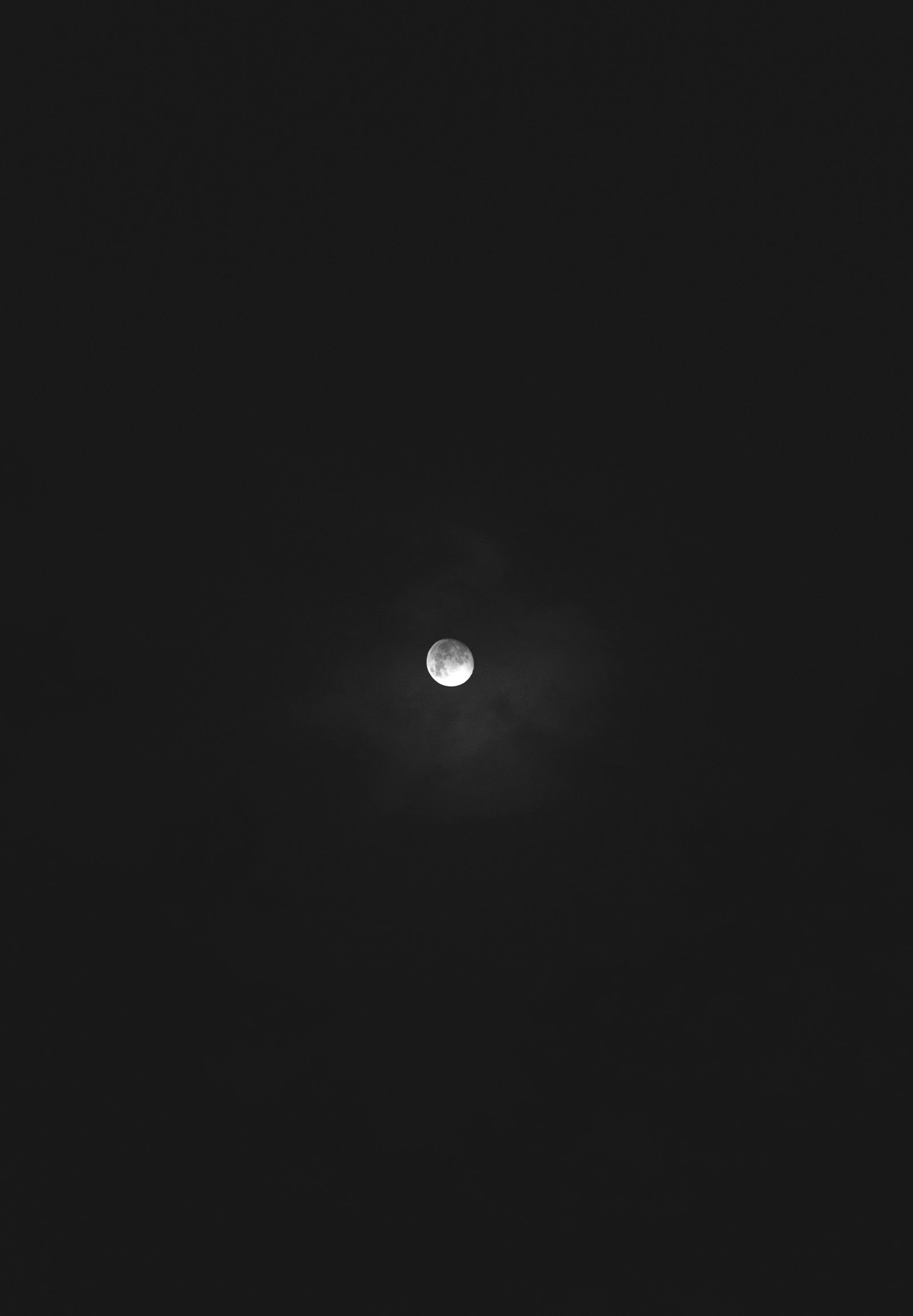 Luna nel cielo scuro, 1600x2304 Verticale, Galaxy Ultra