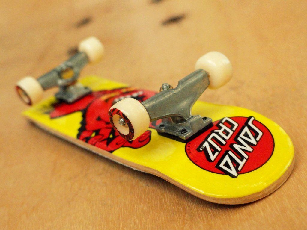 Santa Cruz Skateboards logo adesivo, 1032x987 HD, Laptop