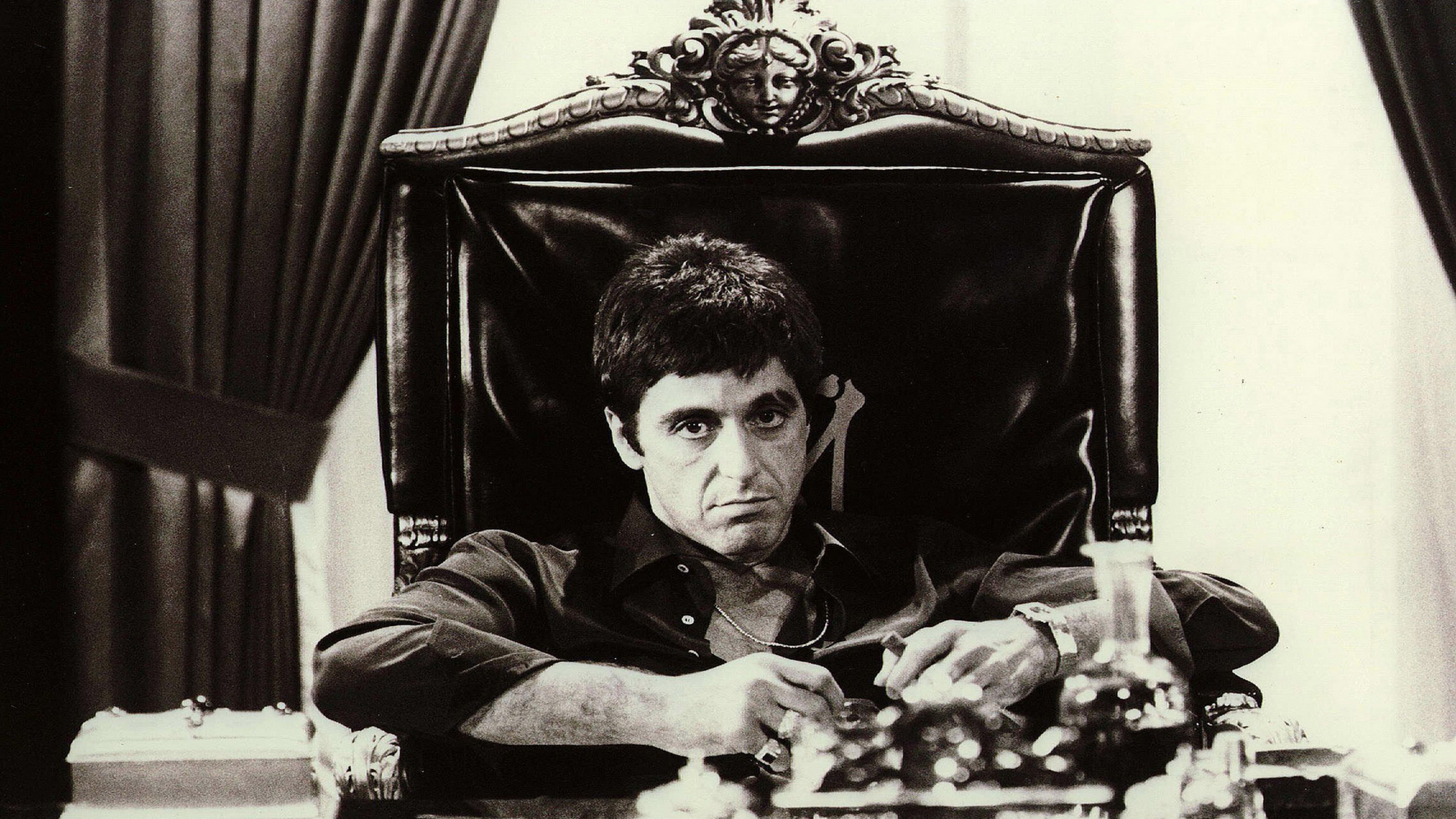 Tony Montana, Scarface, seduta scrivania, 3840x2160 4K, Desktop 4K