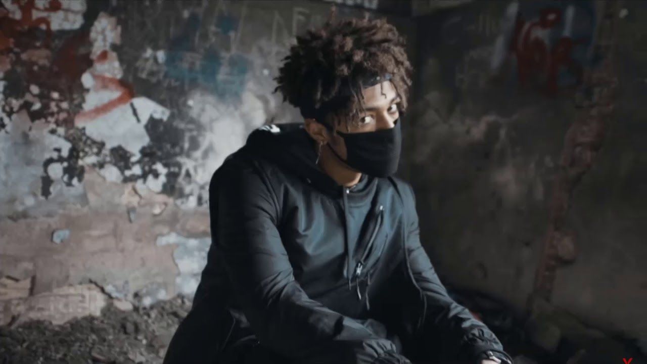 Scarlxrd con maschera nera, 2560x1440 2K, Desktop