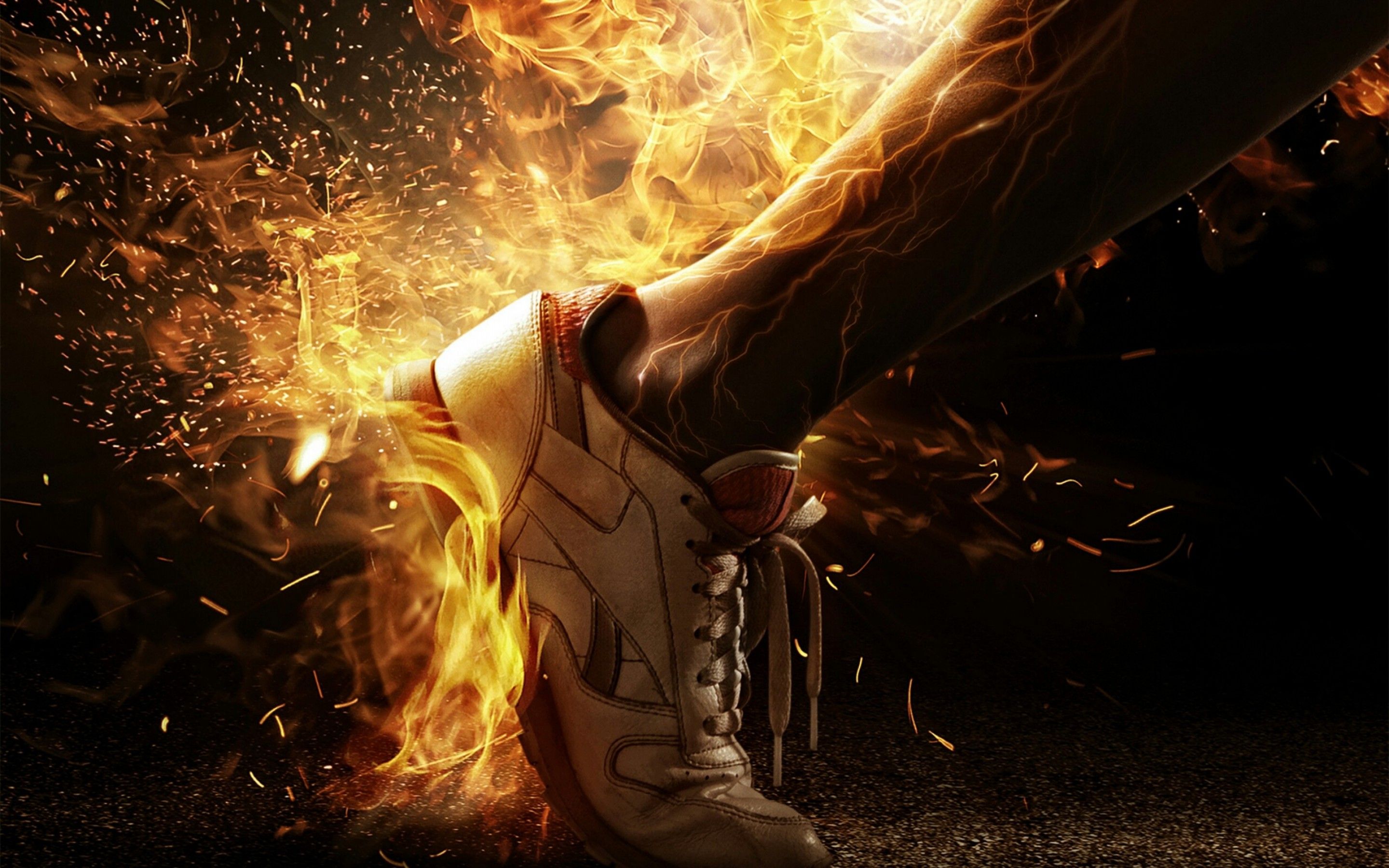 Scarpa da calcio in fiamme, 2880x1800 2K, Desktop