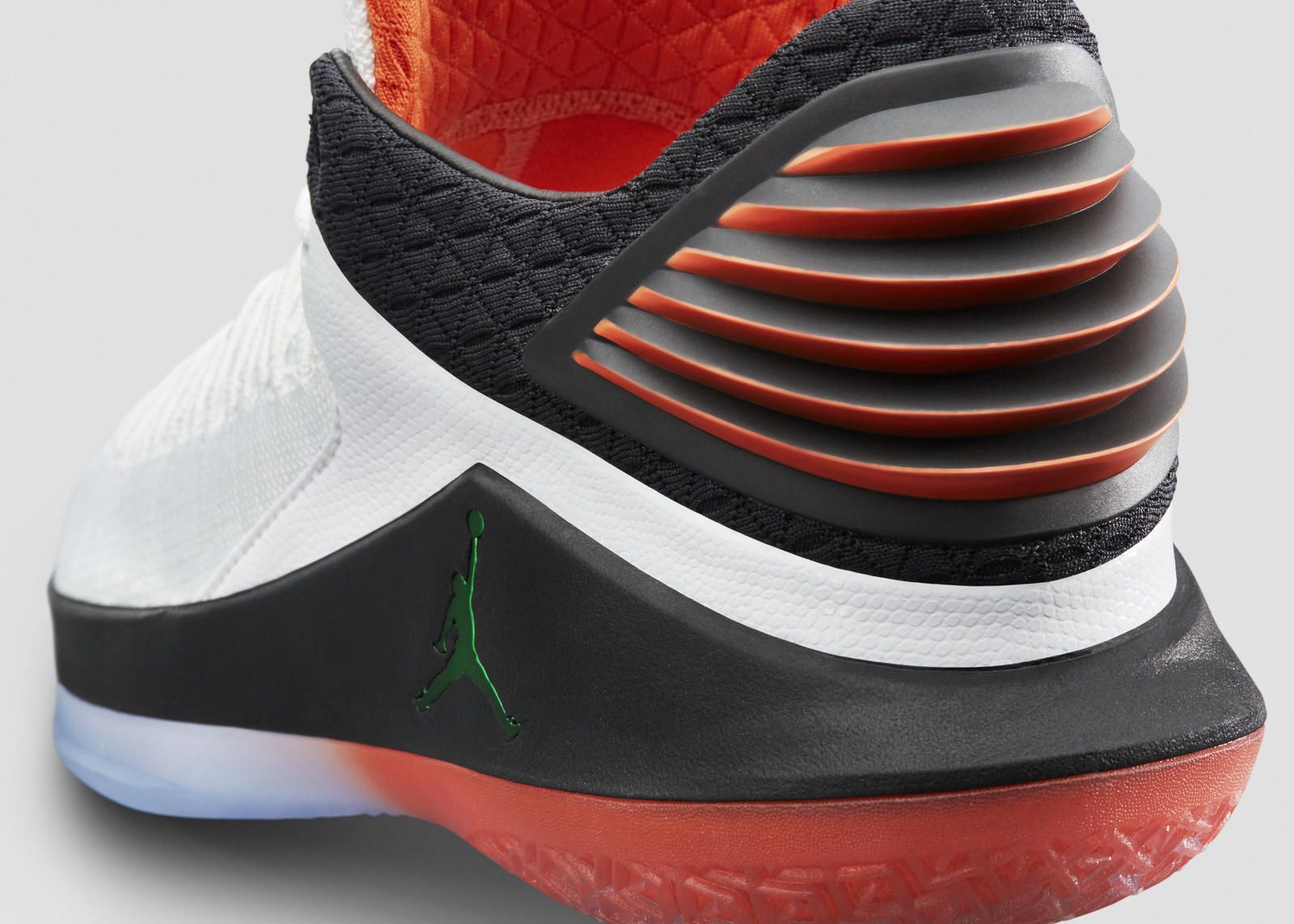 Scarpa Jordan Gatorade bianca nera, 1600x1143 HD Ready, Laptop