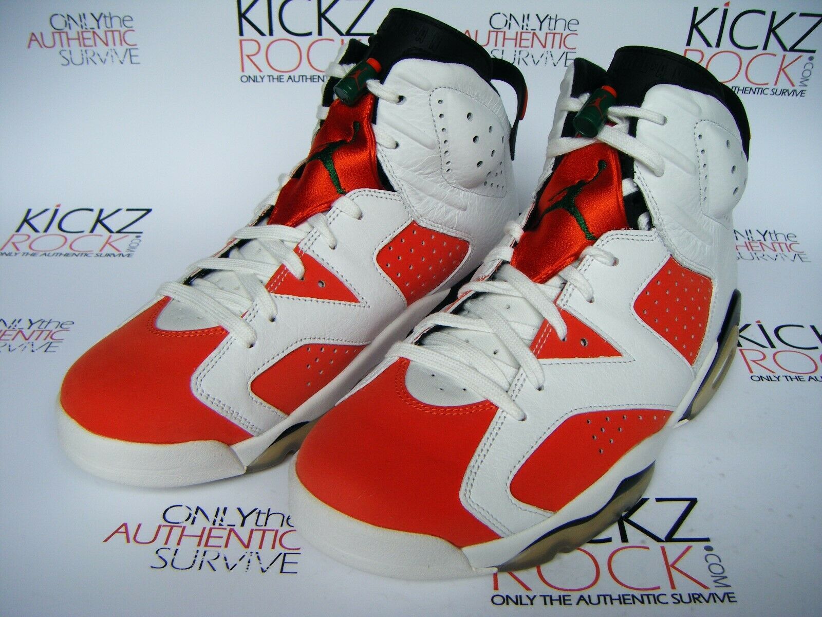 Sneaker Air Jordan nere colorate, 1024x768 HD, iMac