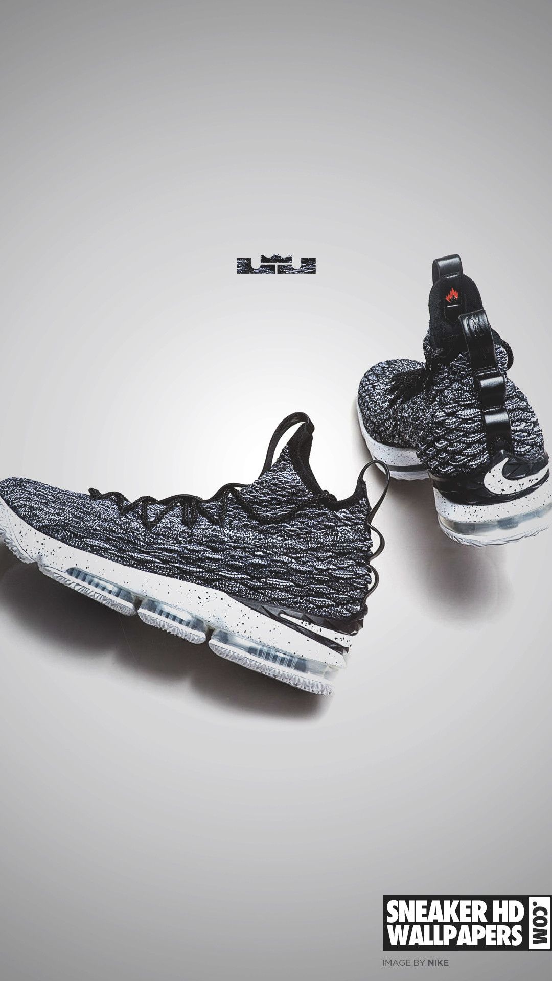 Scarpe Nike LeBron nere, 1080x1920 Verticale, Mobile