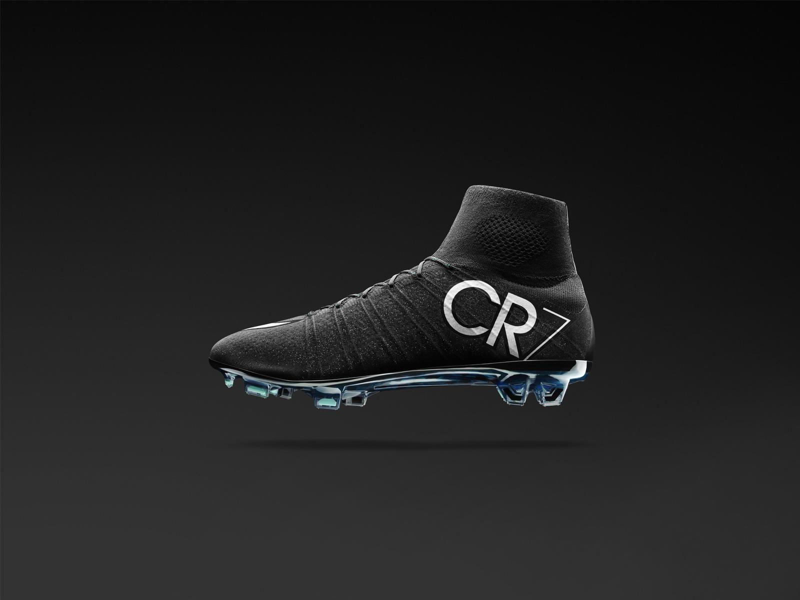 Scarpa calcio Nike CR7 nera, 1600x1200 HD Ready, PC