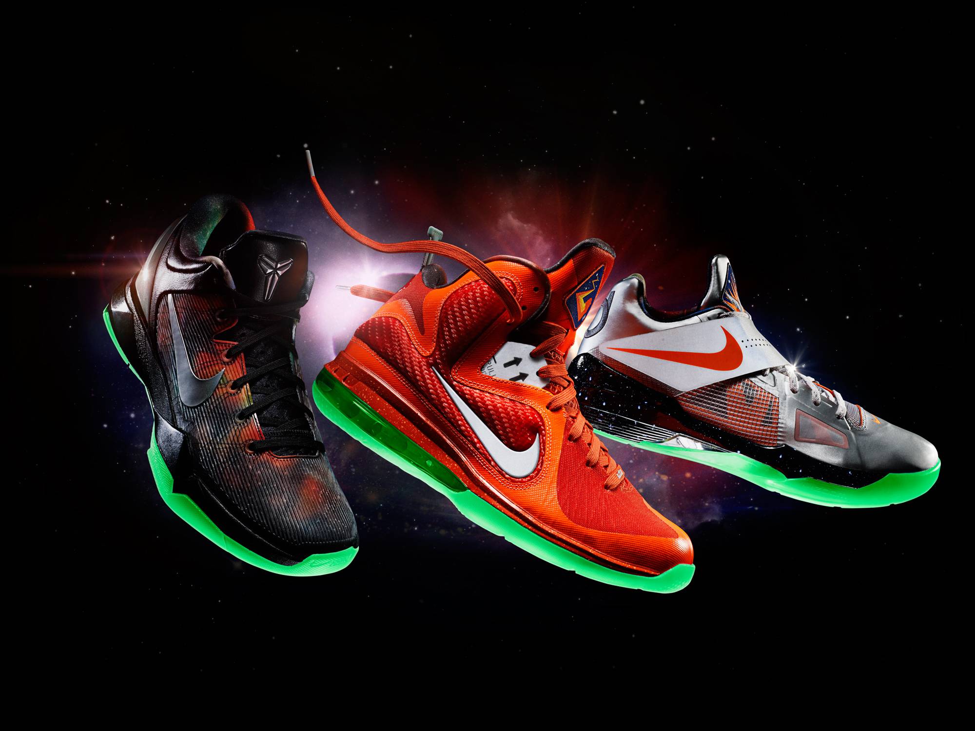 Tre scarpe Nike sportive, abbigliamento sportivo, 2000x1500 alta risoluzione, Desktop