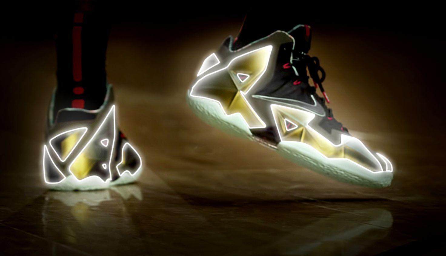 Scarpe sportive luminose scure, 1472x846 HD, Desktop