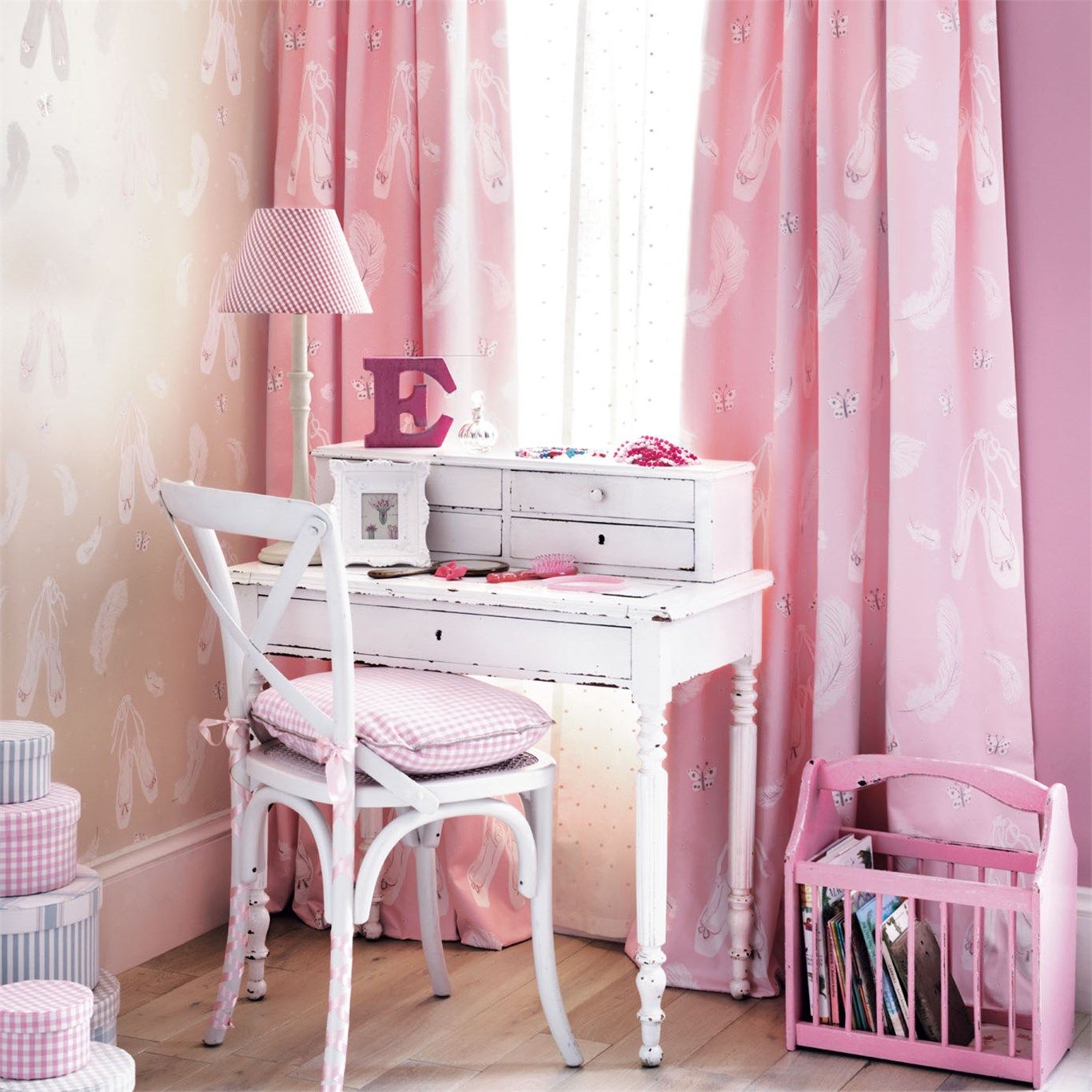 Cameretta bambina rosa vintage, 1366x1366 720p, Laptop
