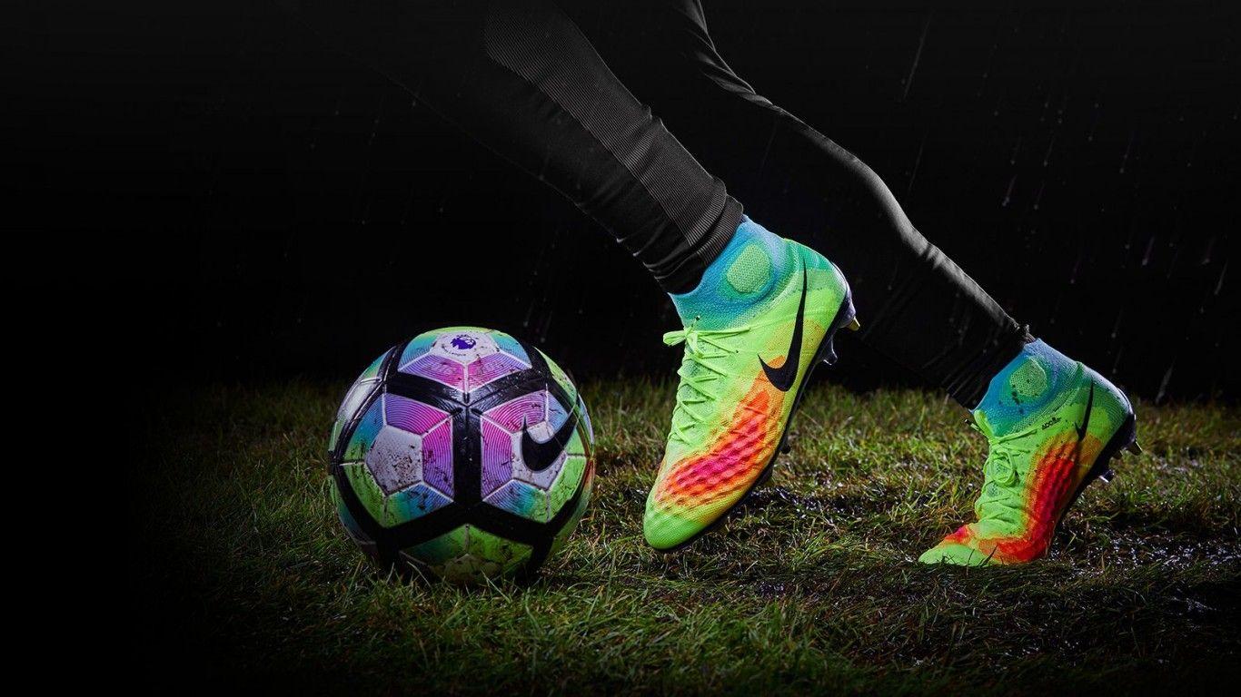 Scarpe da calcio Nike colorate, abbigliamento sportivo, 1366x768 HD, Desktop