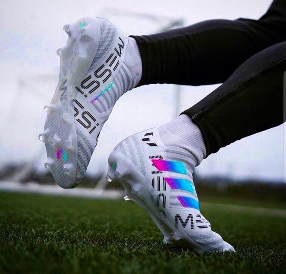Scarpini da calcio bianchi Messi, Inter Miami, 960x920 HD, Laptop