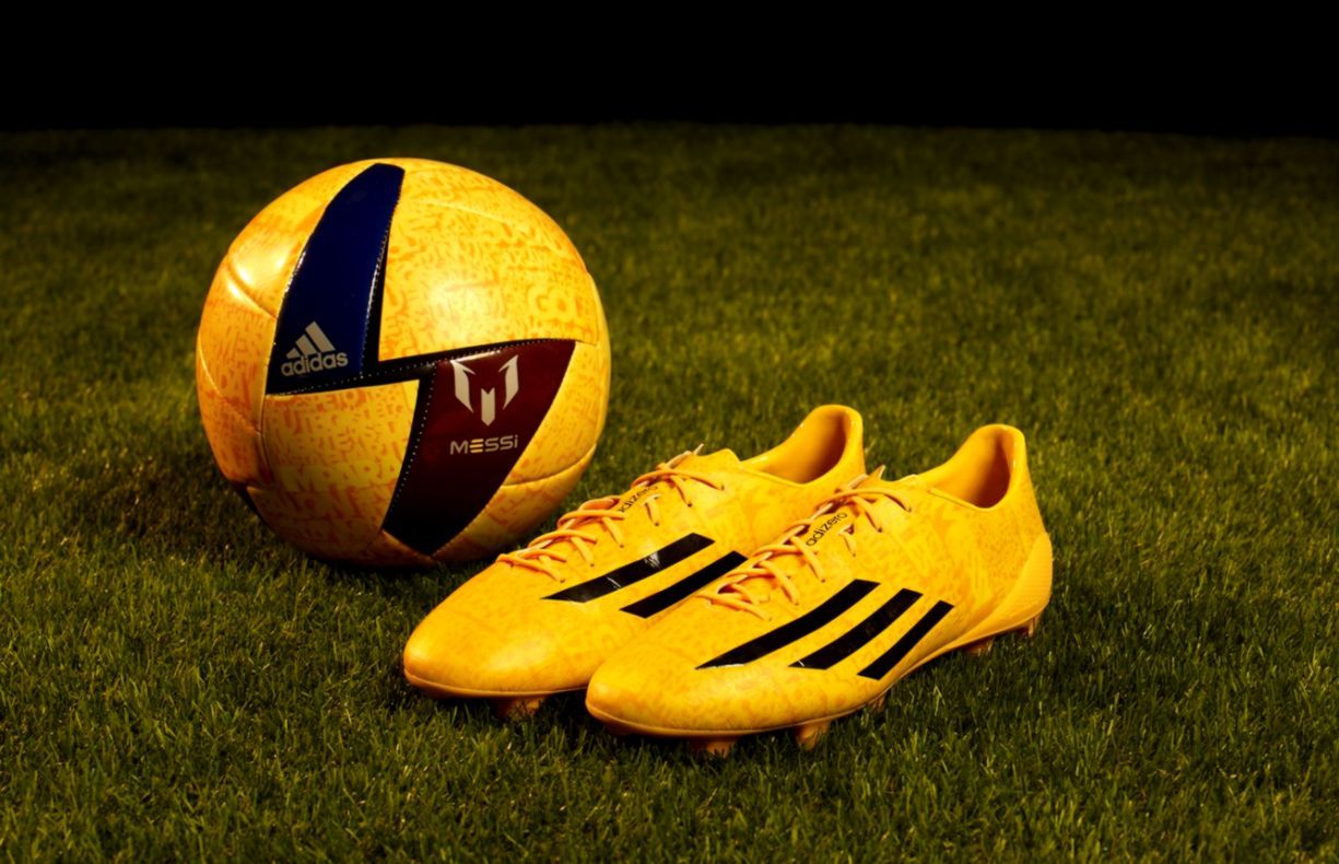 Scarpini calcio Adidas gialli Messi, Lionel Messi, 1225x790 HD, Desktop