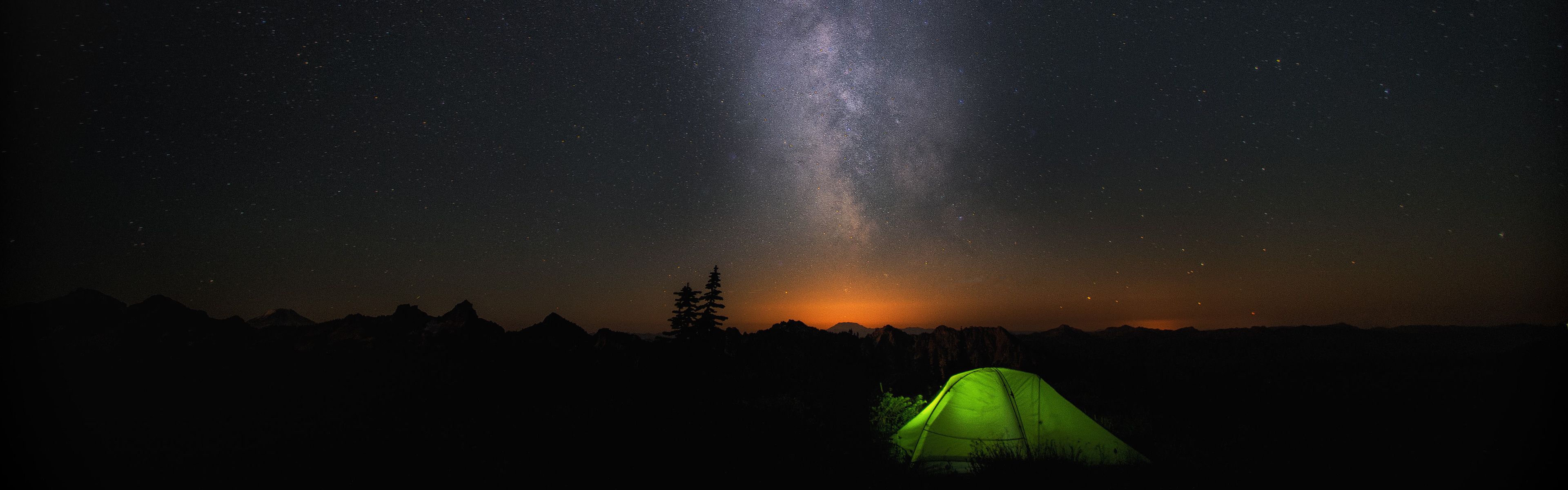 Tenda campeggio sotto Via Lattea, 3840x1200 Panoramico, Monitor Gaming
