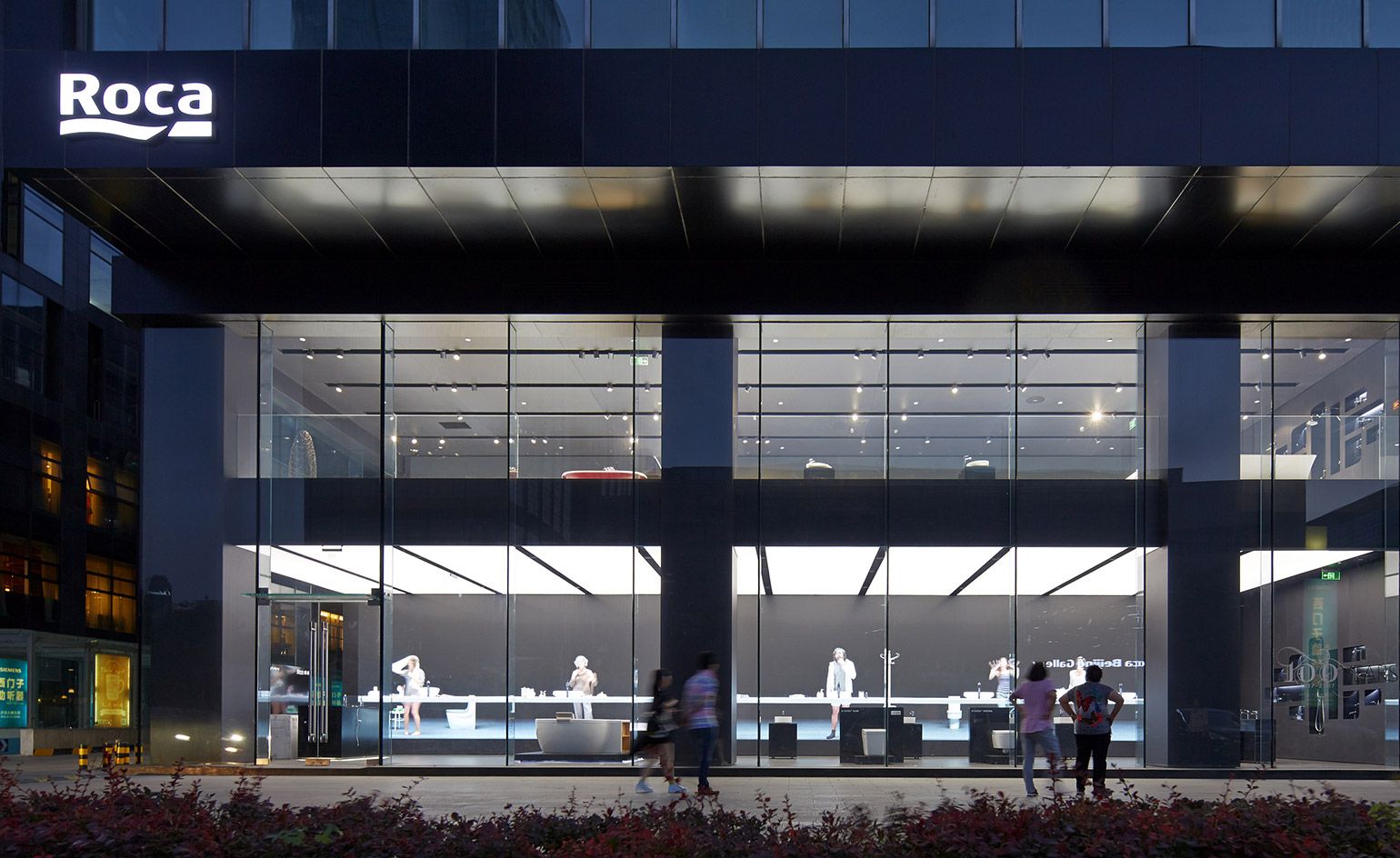 Showroom Roca illuminato notte, 1540x944 720p, PC