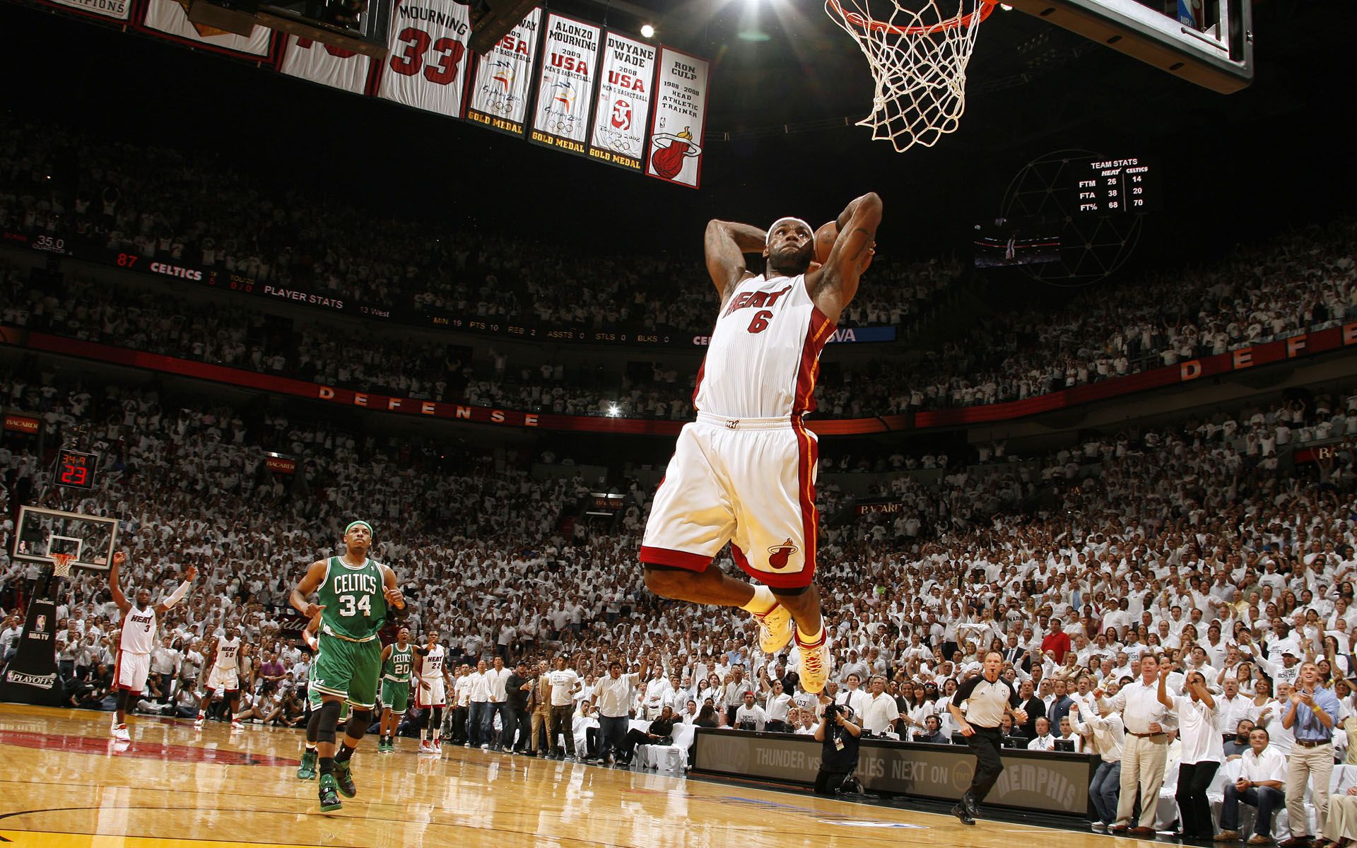 LeBron James schiacciata Miami Heat, 1920x1200 Full HD+, PC Desktop