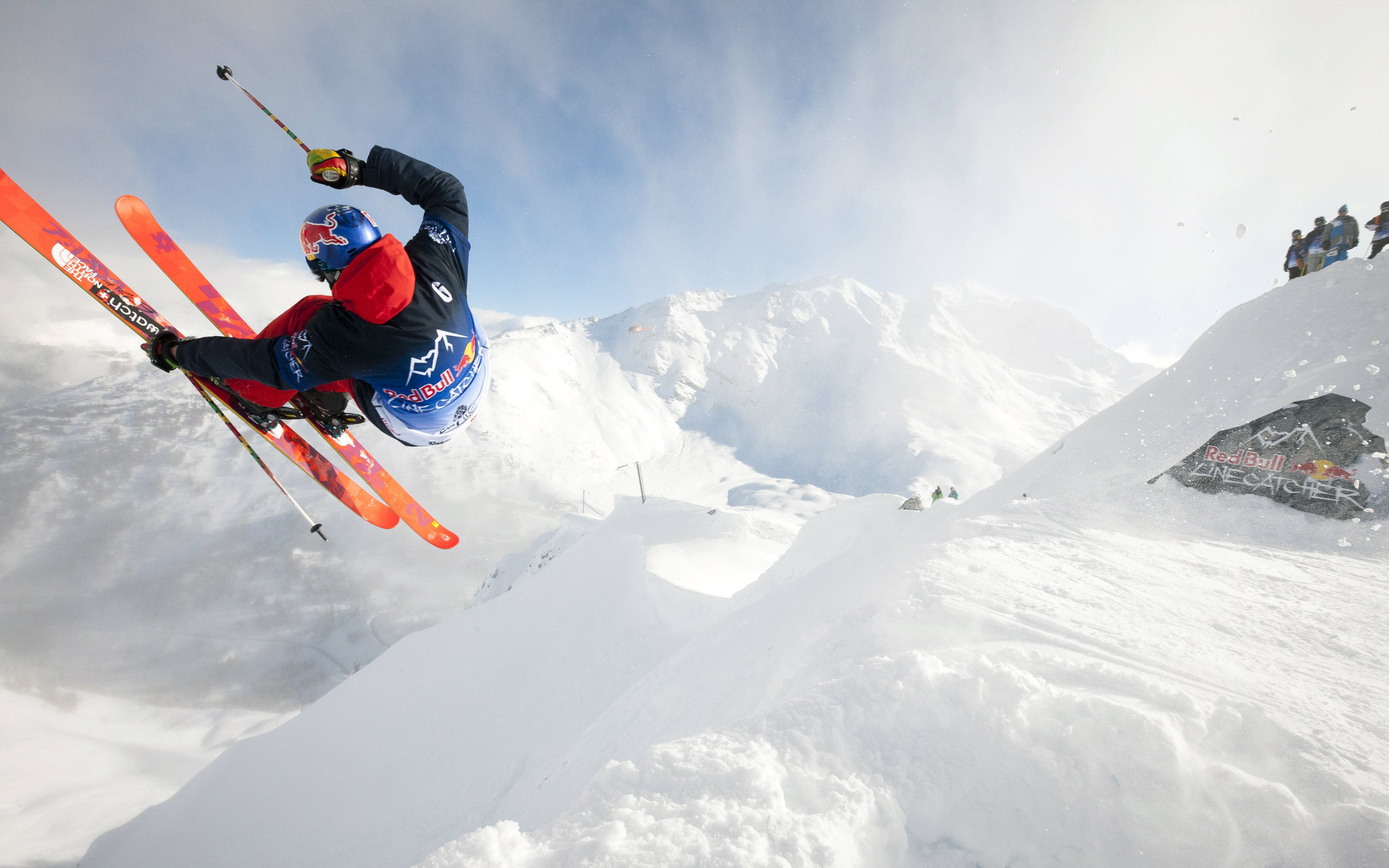 Sciatore in salto su neve, 2880x1800 2K, MacBook Pro