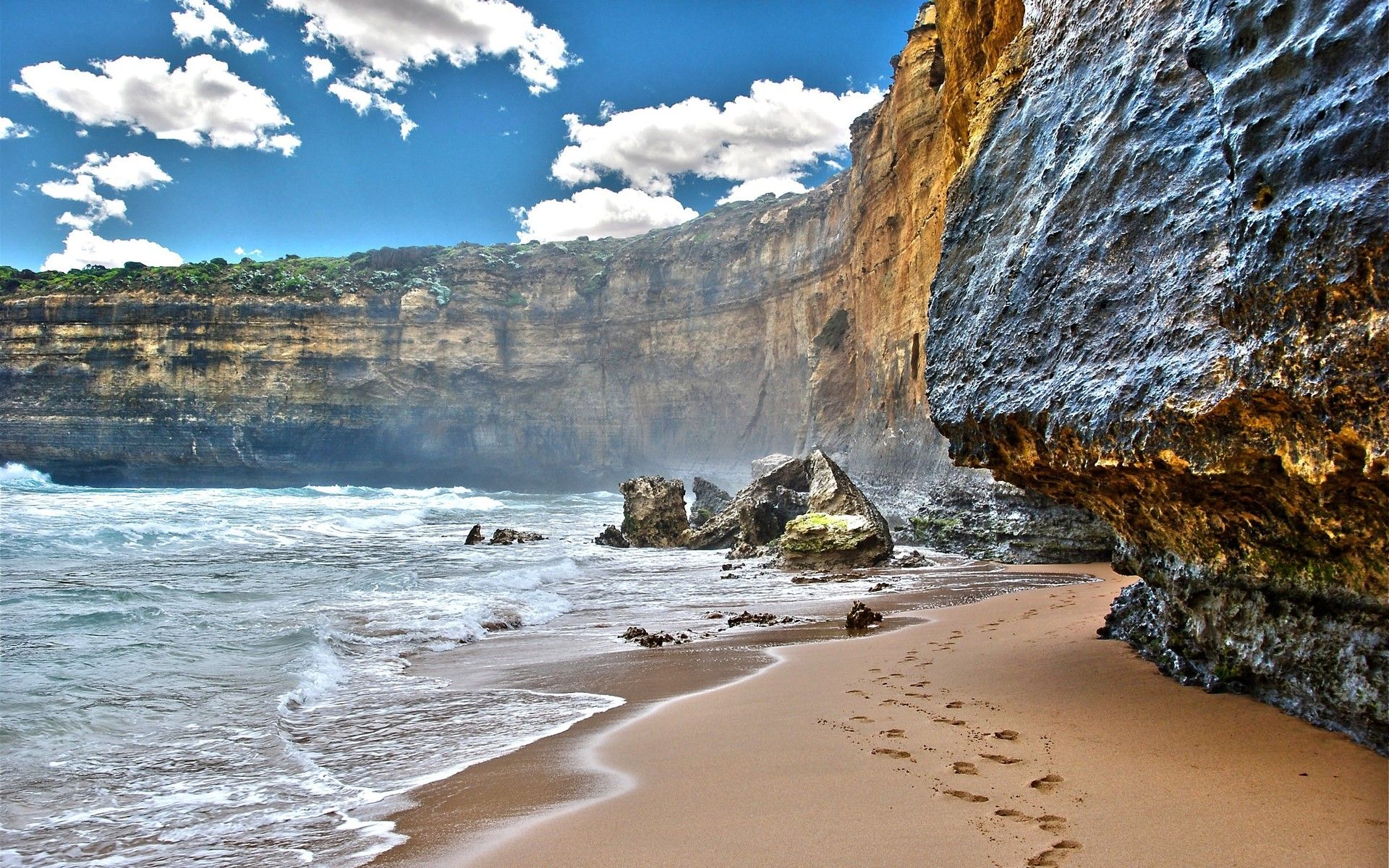 Scogliera rocciosa e spiaggia, 1920x1200 Full HD+ WUXGA, Laptop