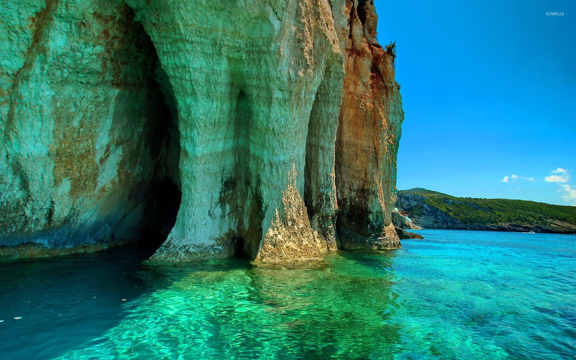 Scogliera rocciosa con mare turchese, 1920x1200 Full HD+, Desktop
