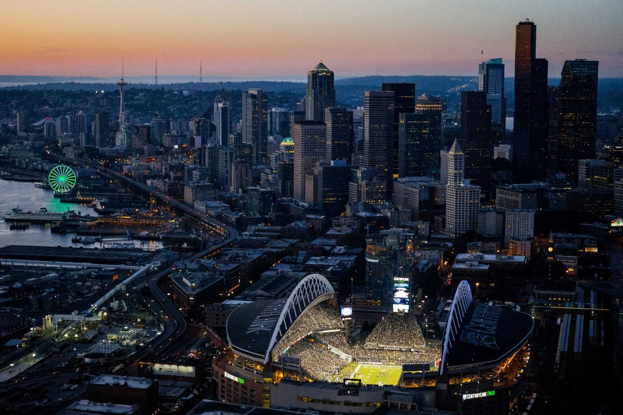 Skyline Seattle con stadio, 2048x1365 2K, Desktop
