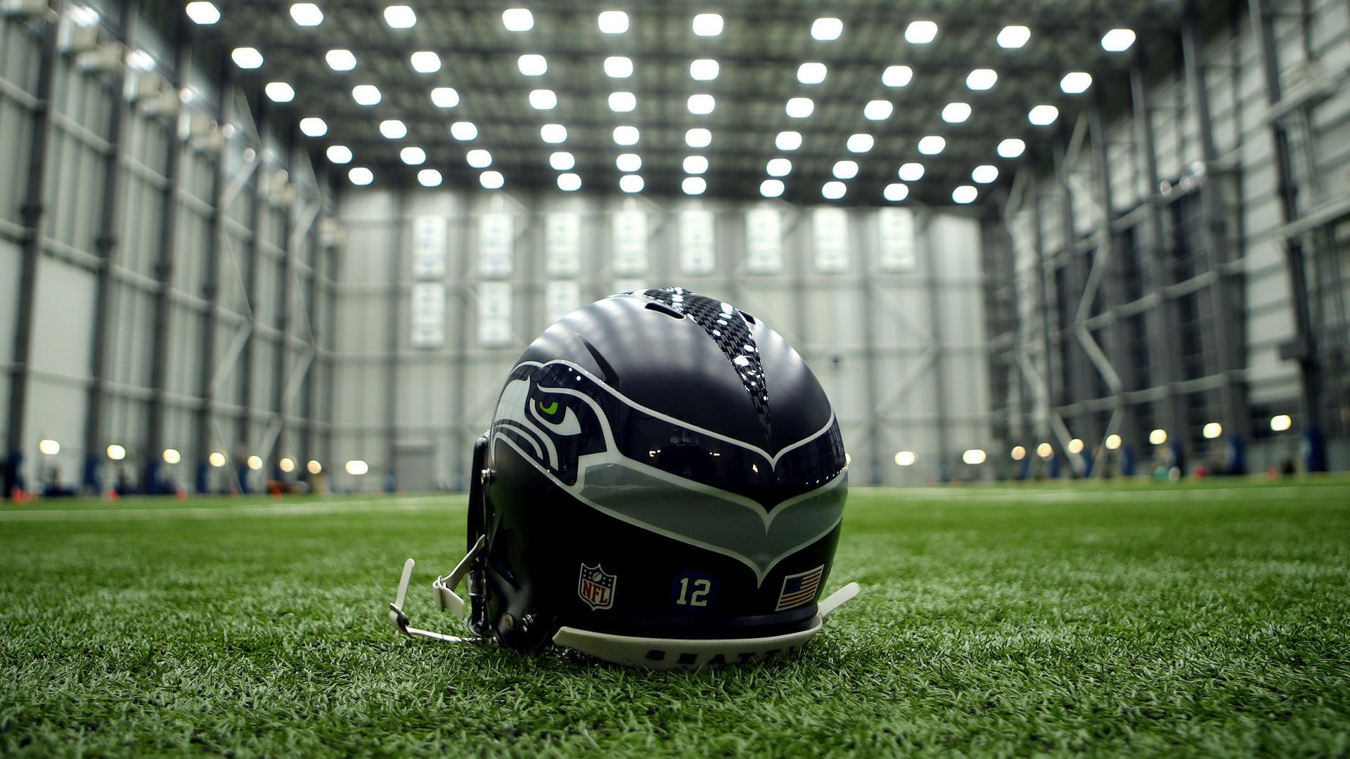 Casco Seattle Seahawks su campo, 1920x1080 Full HD, PC