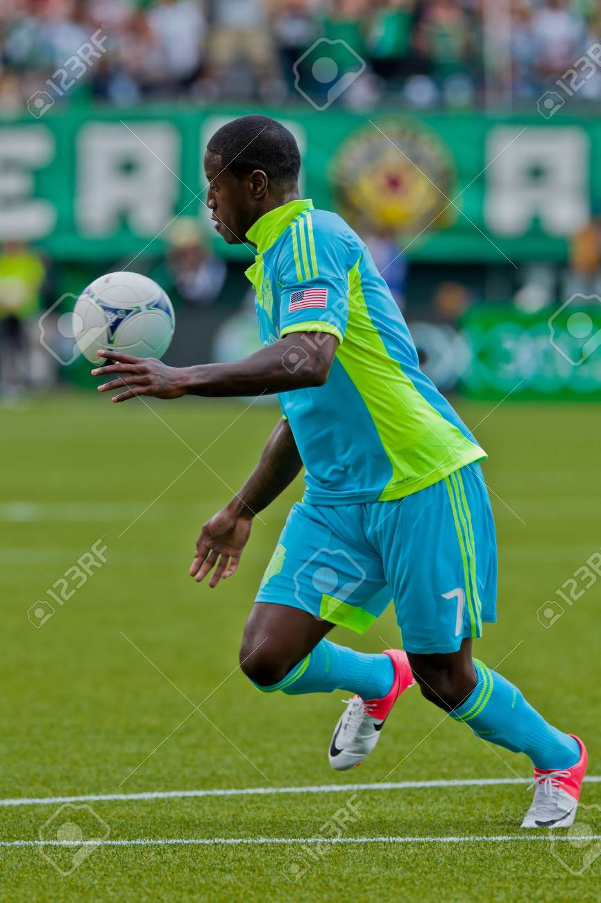 Tifosi Seattle Sounders allo stadio, 1920x1200 WUXGA, Laptop