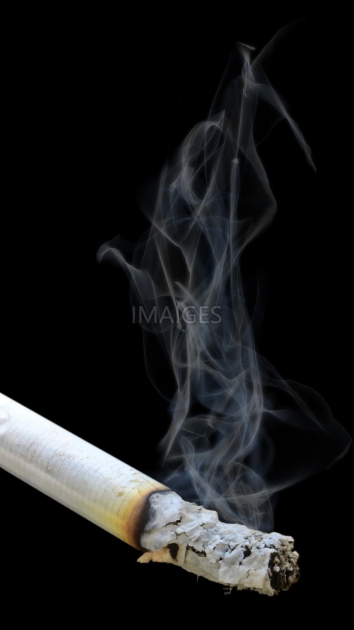 Sigaretta accesa con fumo, 1242x2208 Verticale, POCO