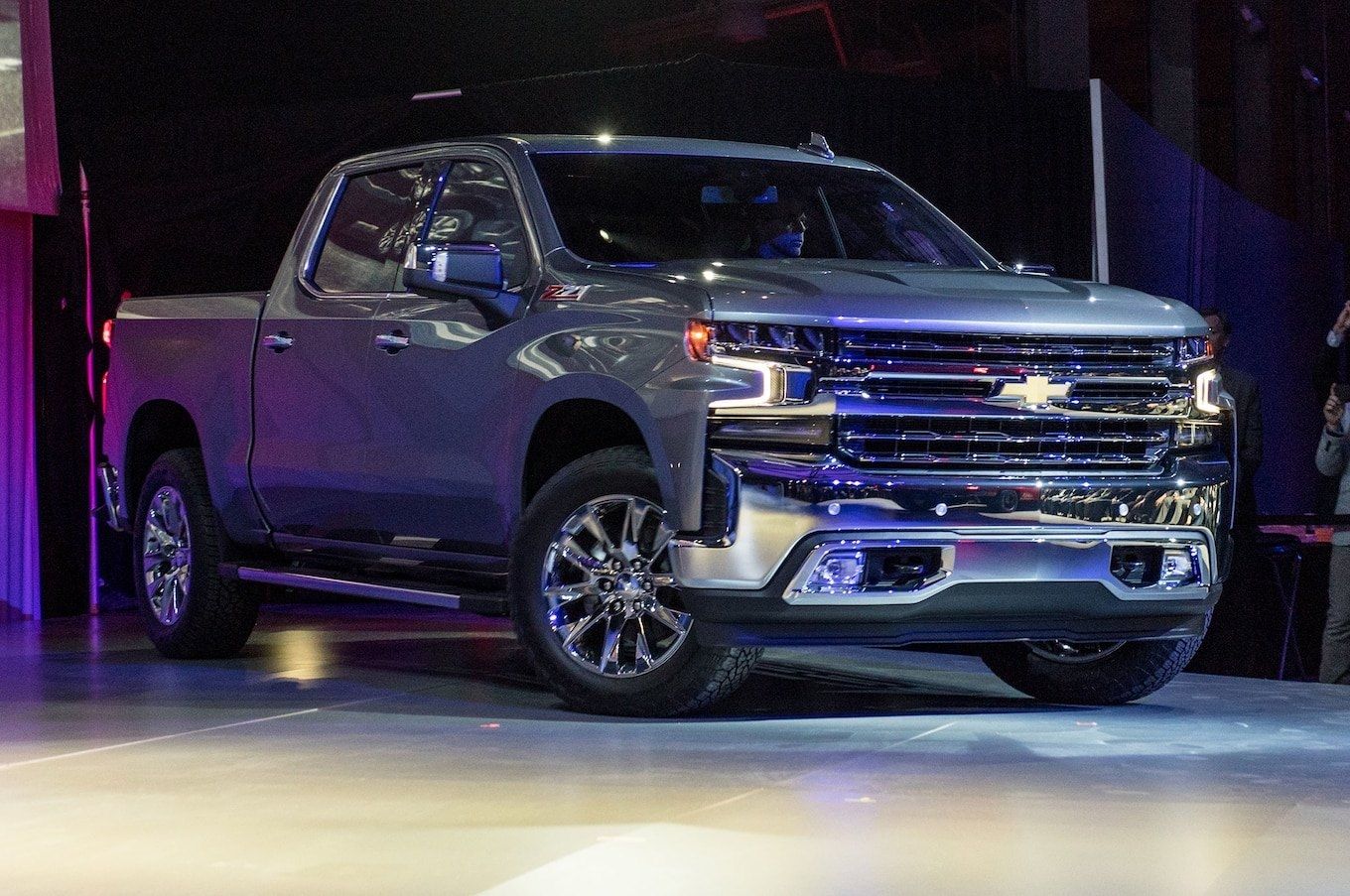 Chevrolet Silverado pickup grigio, 1360x903 720p, PC