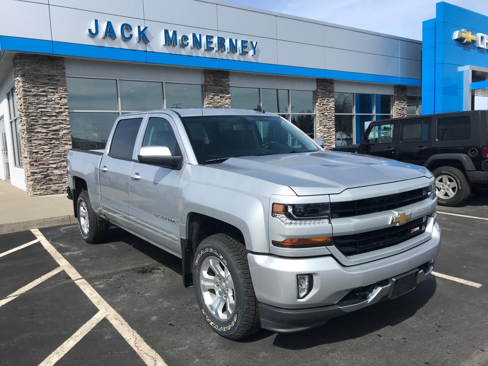 Chevrolet Silverado argento concessionaria, 1920x1440 WUXGA, Laptop