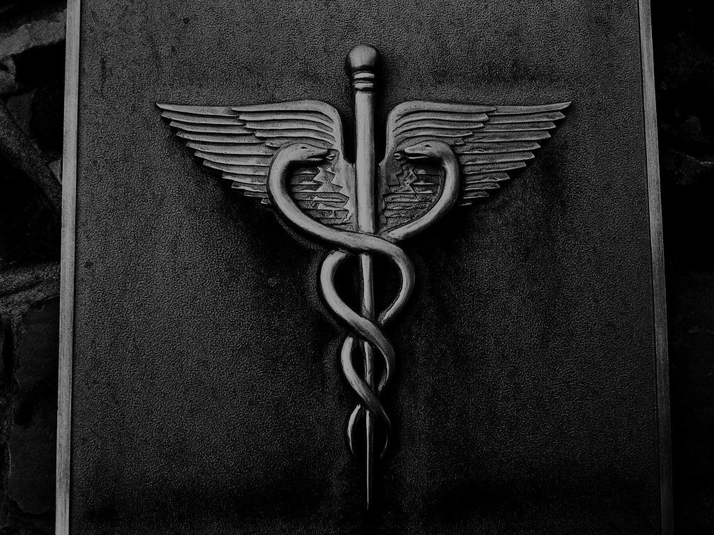Caduceo scolpito su pietra, 1024x768 HD, Desktop
