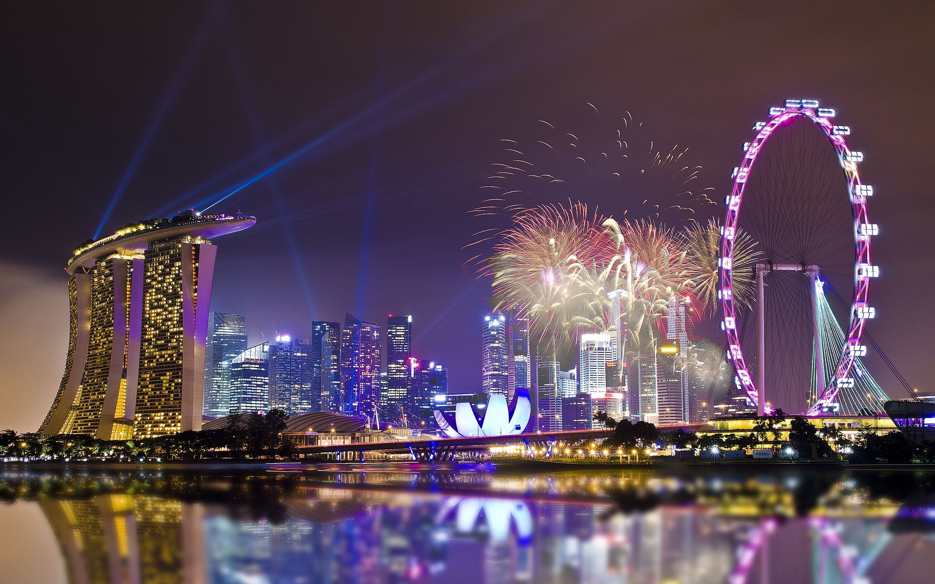 Skyline Singapore notturno con fuochi, 1920x1200 WUXGA, Desktop
