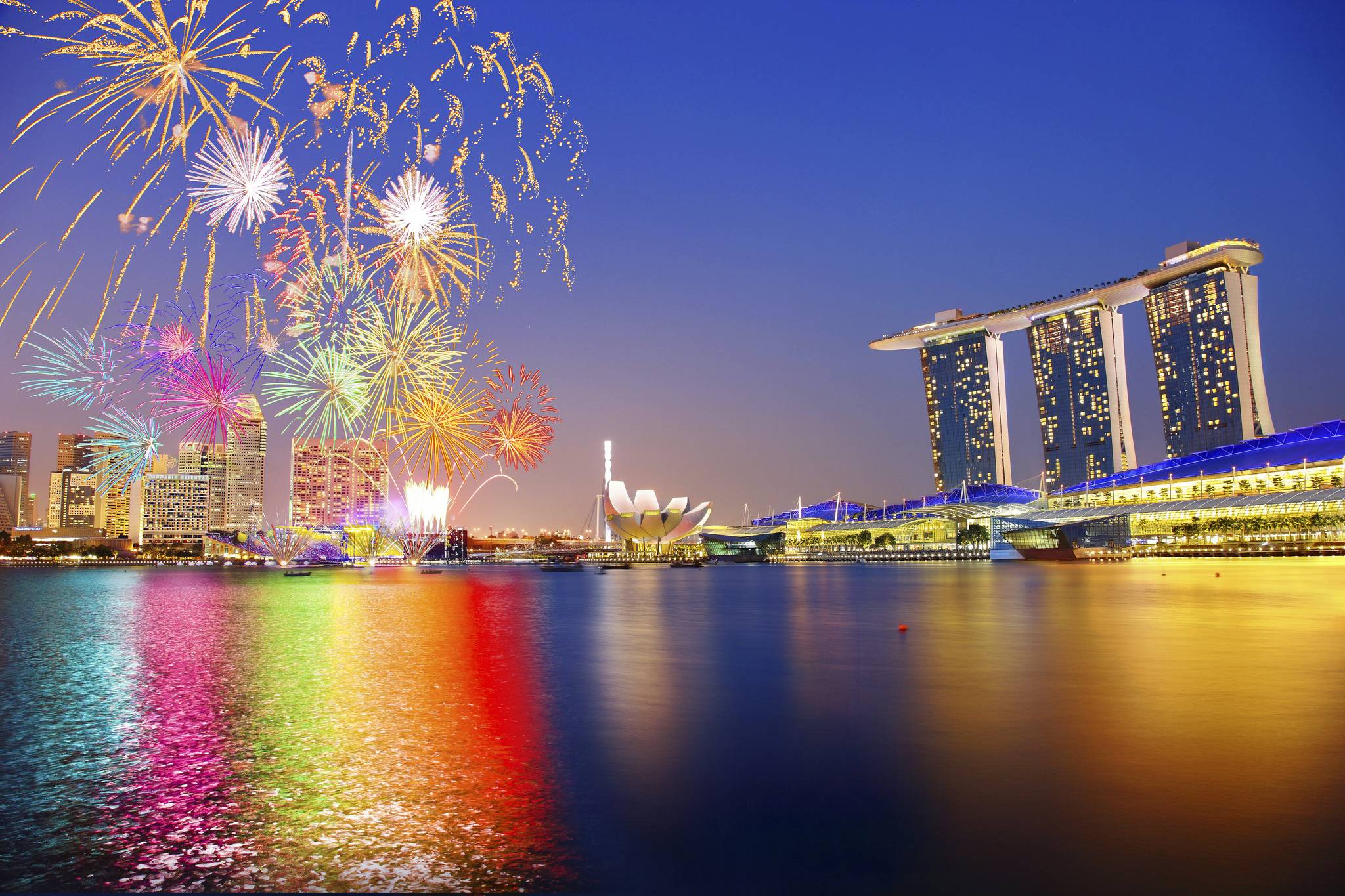 Fuochi d'artificio Marina Bay Singapore, 2048x1365 alta risoluzione, Desktop