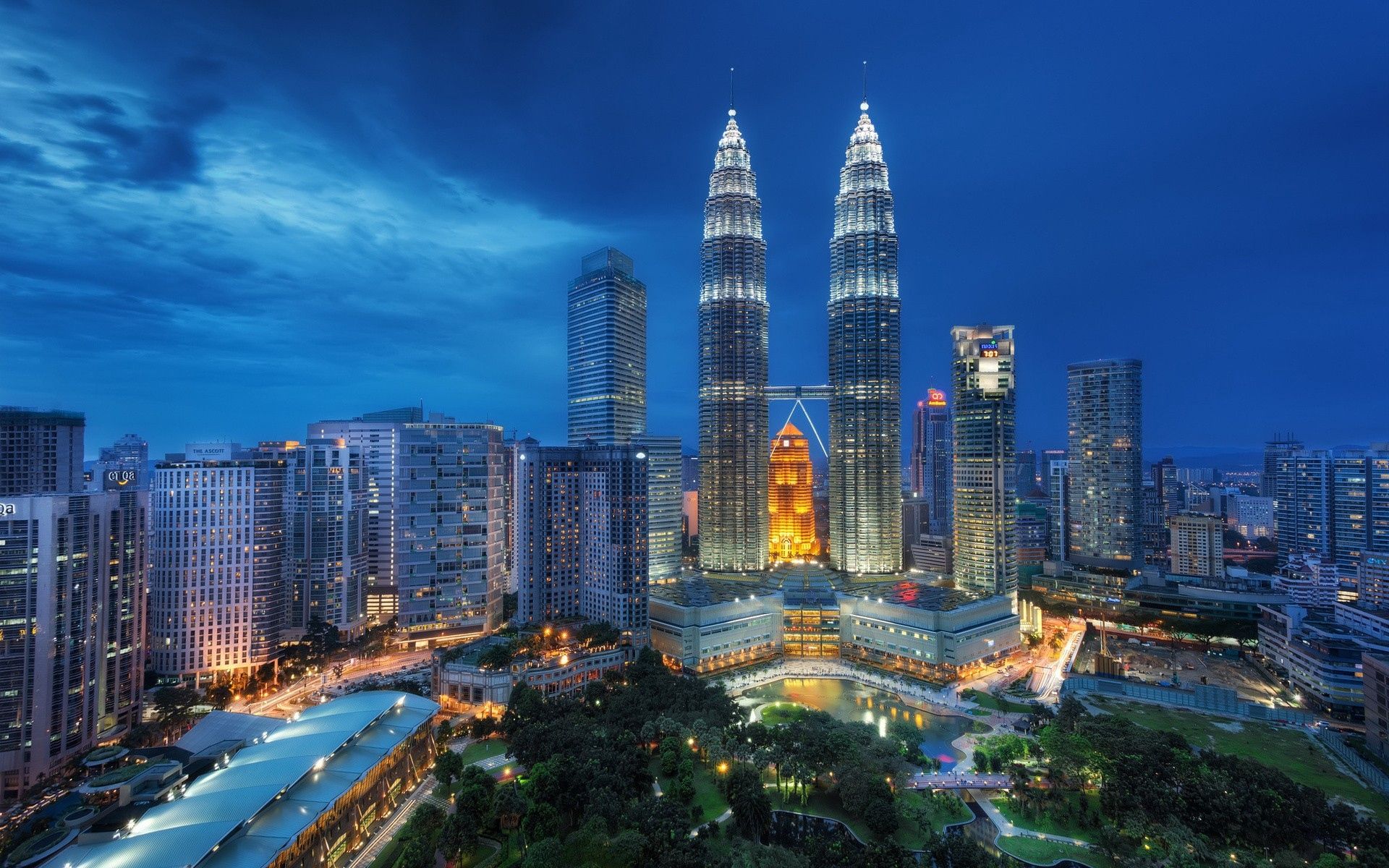 Petronas Twin Towers notturno, 1920x1200 Full HD+, Desktop
