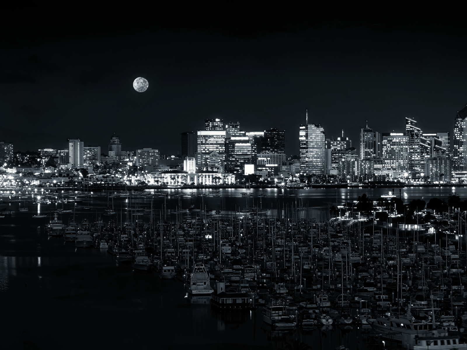 Skyline notturno bianco e nero, 1600x1200 HD Ready, Desktop