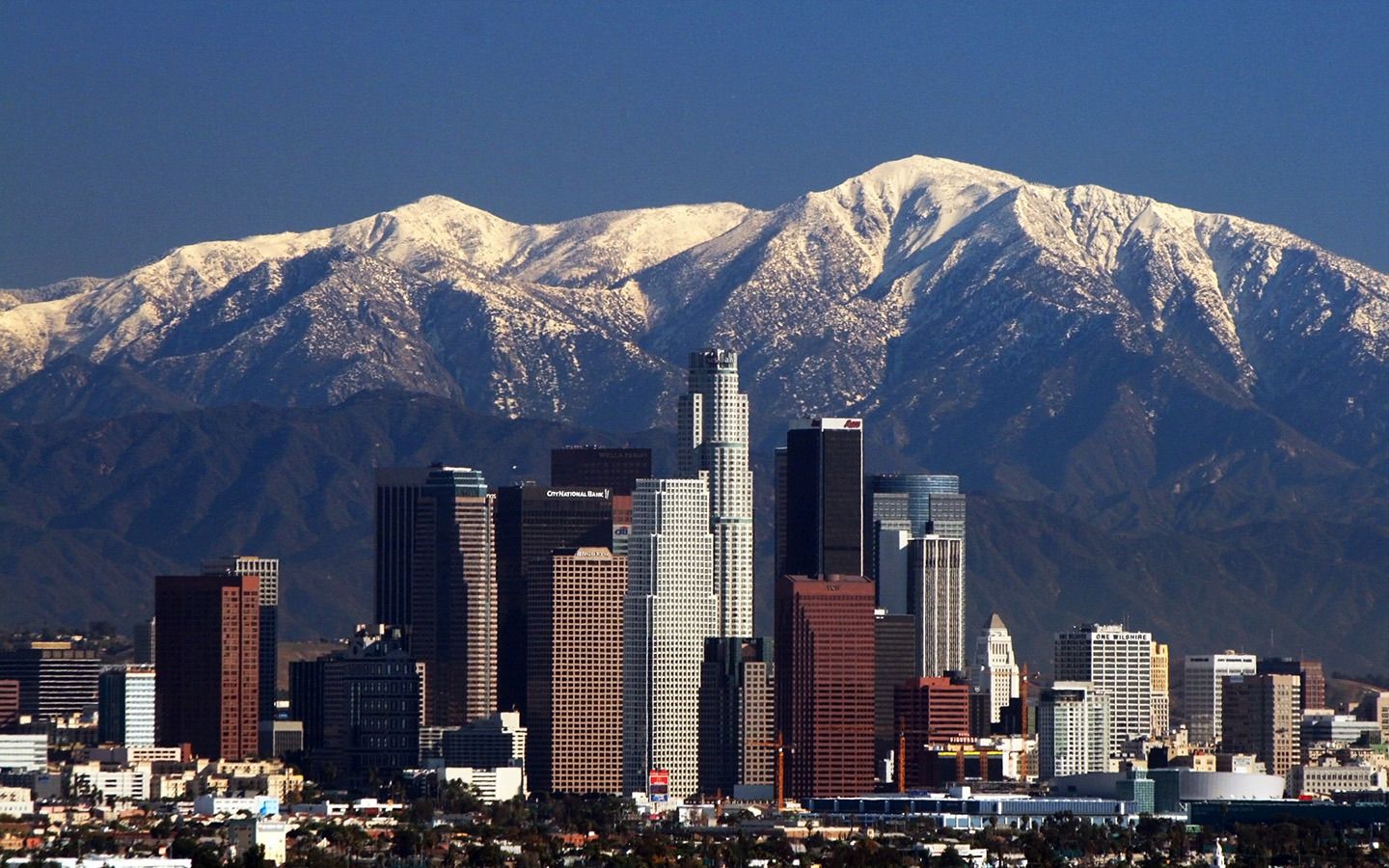 Skyline Los Angeles con montagne innevate, 1440x900 HD, MacBook Air