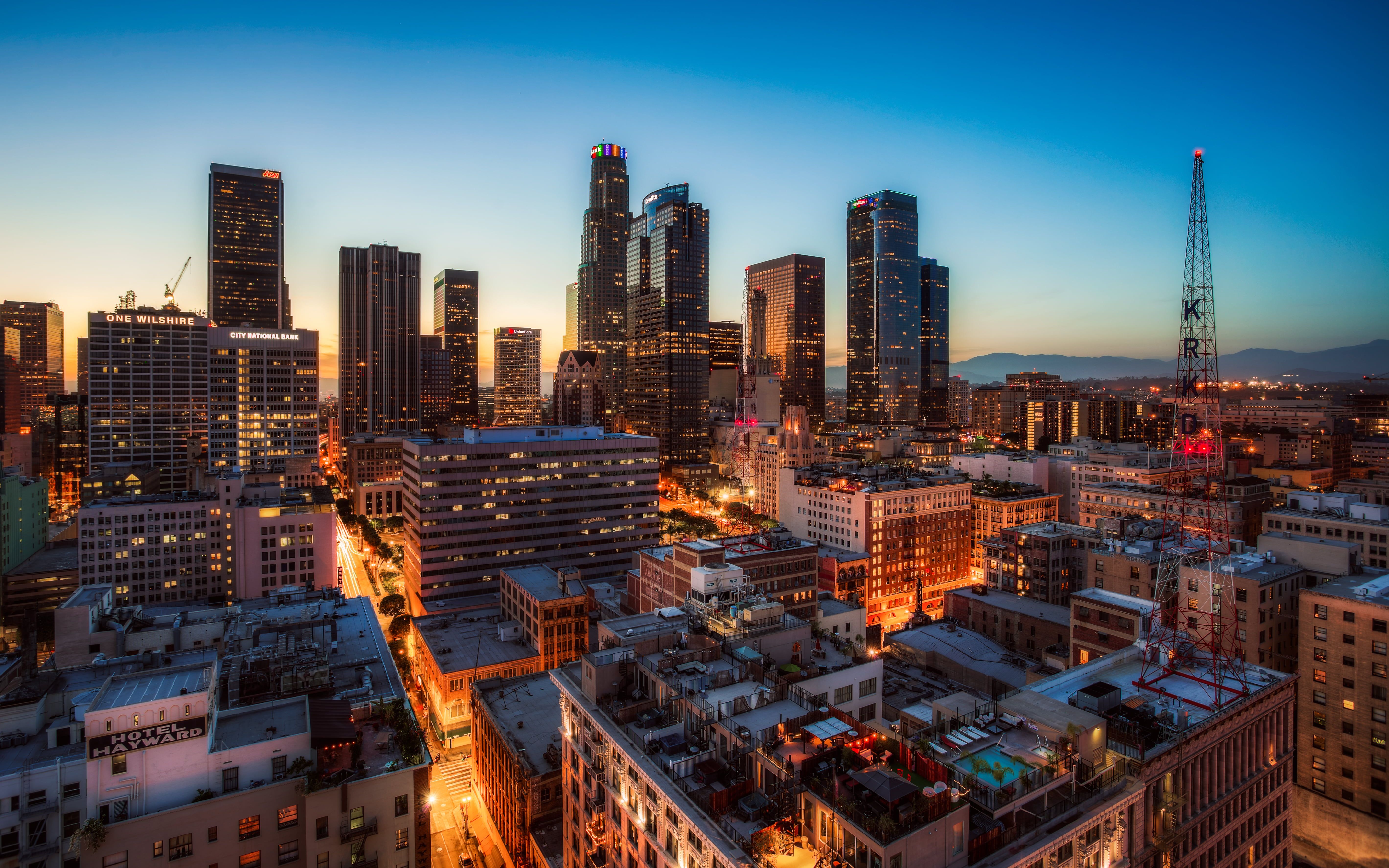 Skyline Los Angeles luna notturna, 2560x1600 WQXGA, PC