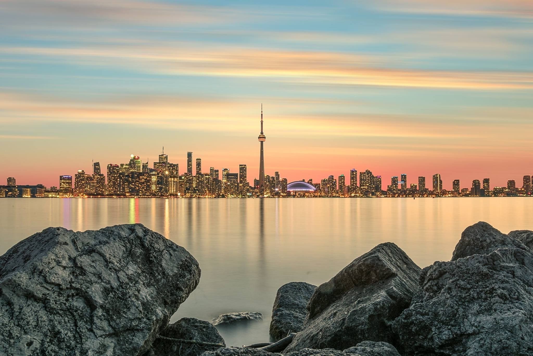 Skyline Toronto al tramonto, 2048x1367 alta risoluzione, Desktop