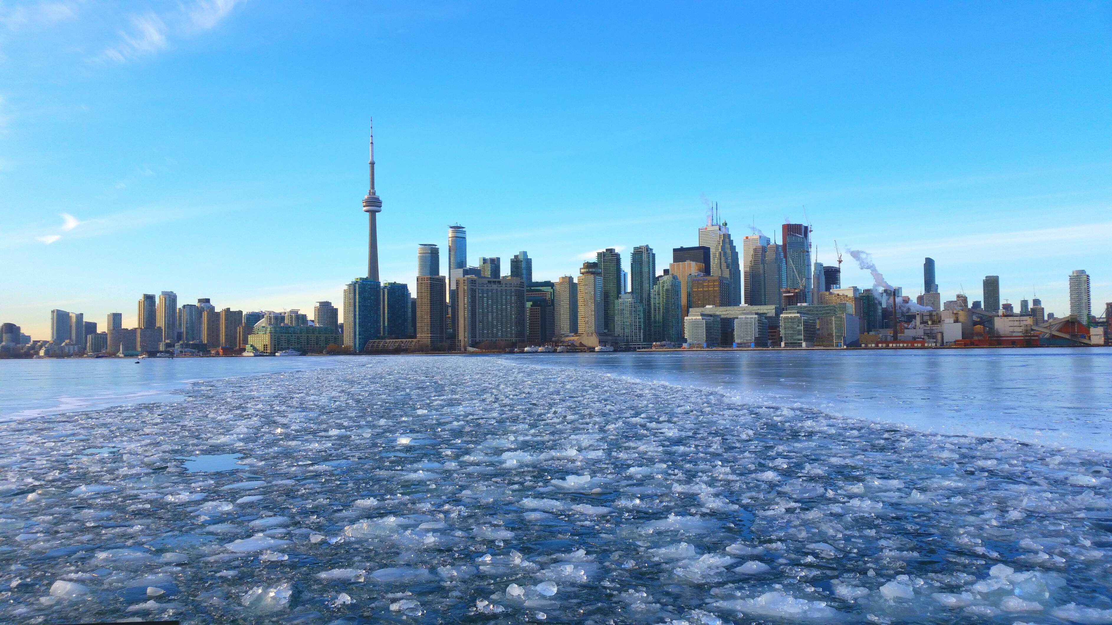 Skyline Toronto ghiaccio invernale, 3771x2121 2K, Desktop