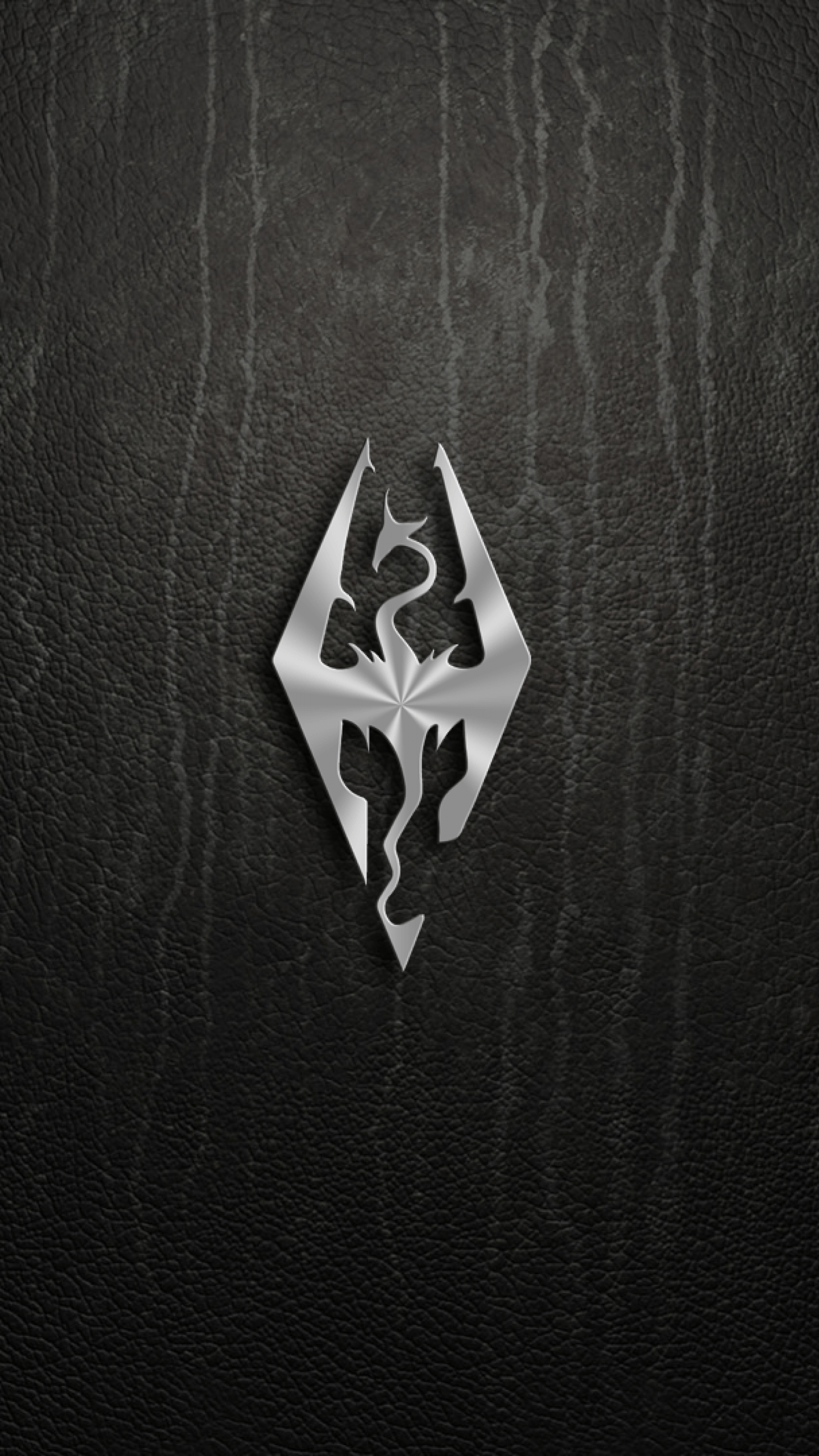 Logo Skyrim argento su nero, 1440x2560 Verticale, Mobile