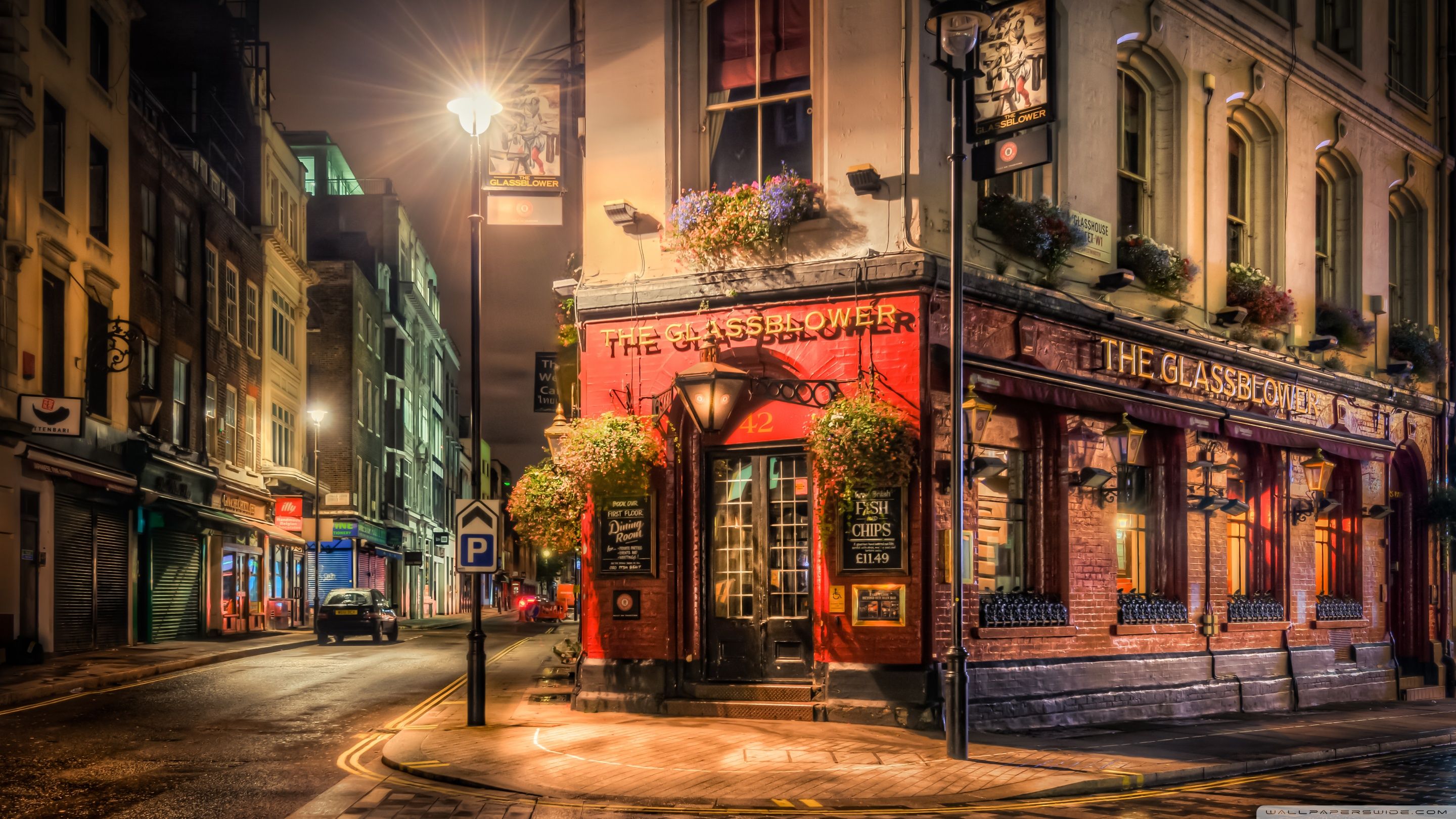 Pub londinese di notte, 2880x1620 2K+, Monitor Gaming