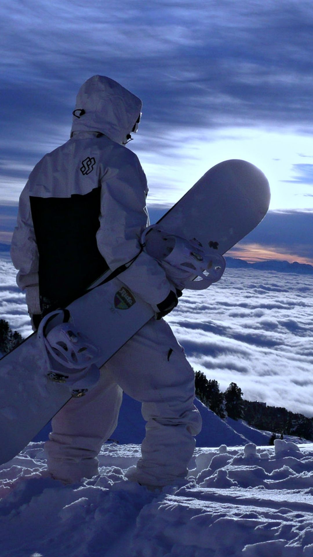 Snowboarder tramonto montagna innevata, 1080x1920 Full HD Verticale, Smartphone