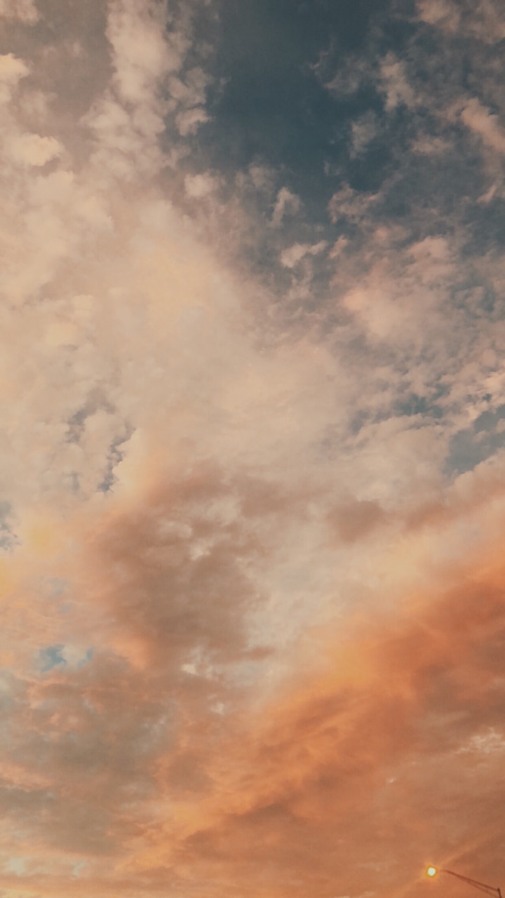 Cielo al tramonto nuvoloso, 720x1280 Verticale, Mobile