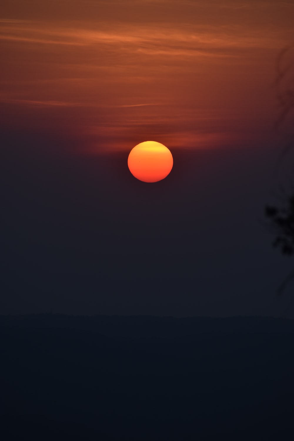 Sole rosso al tramonto, 1000x1500 Verticale, POCO