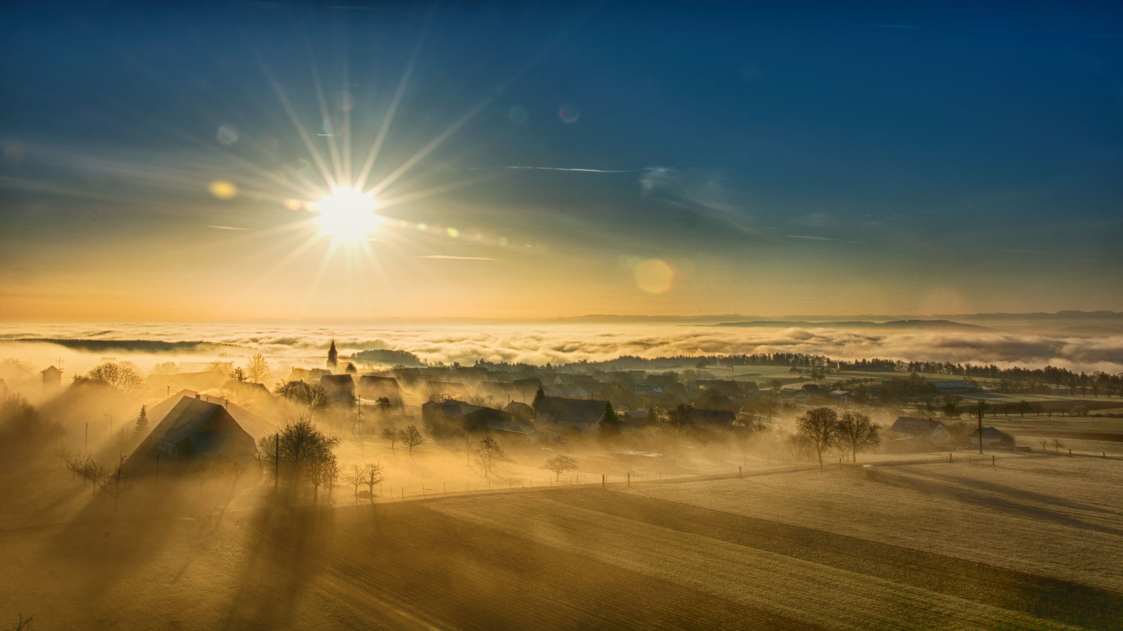 Valle soleggiata con nebbia, 3840x2160 4K, Desktop 4K